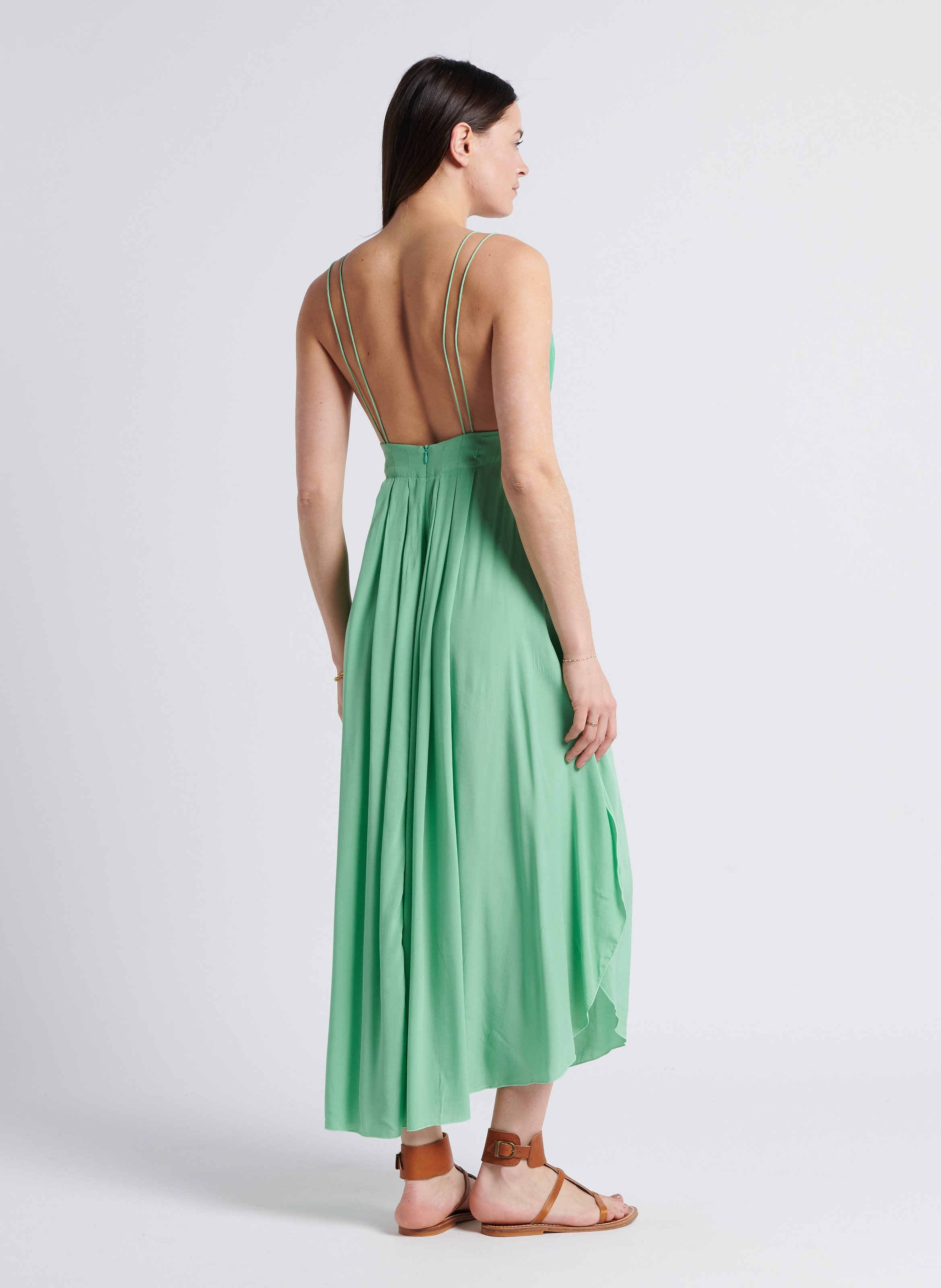 Lange rechte jurk van linnen en zijde met V-hals KARMA KOMA Groen