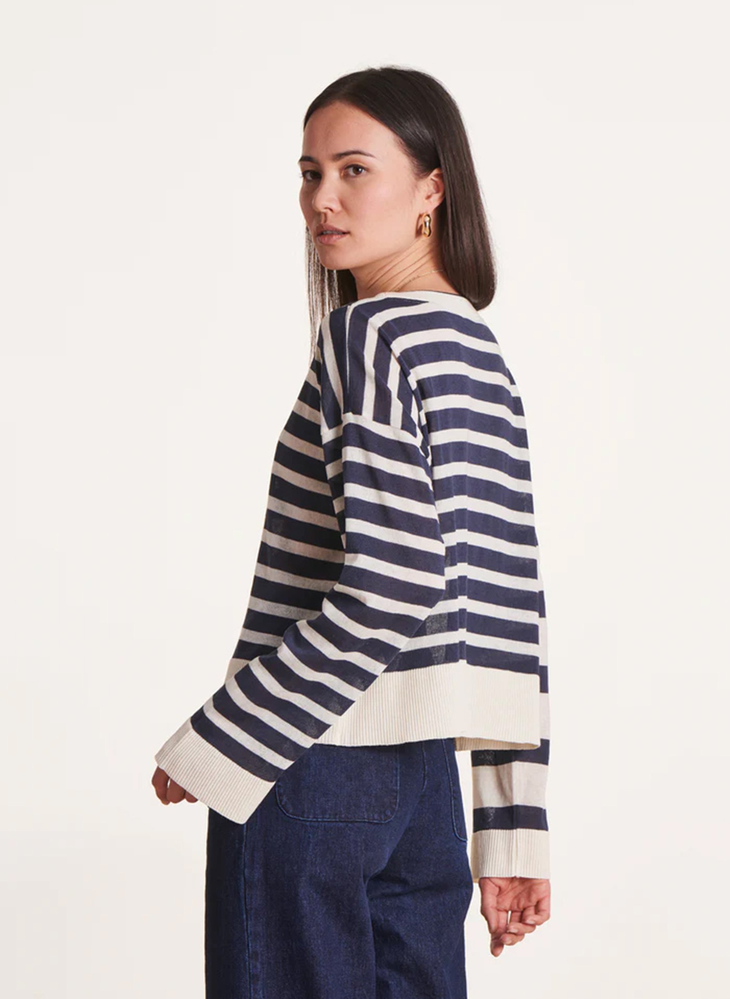 Pull droit col rond en coton mélangé LA FEE MARABOUTEE Bleu