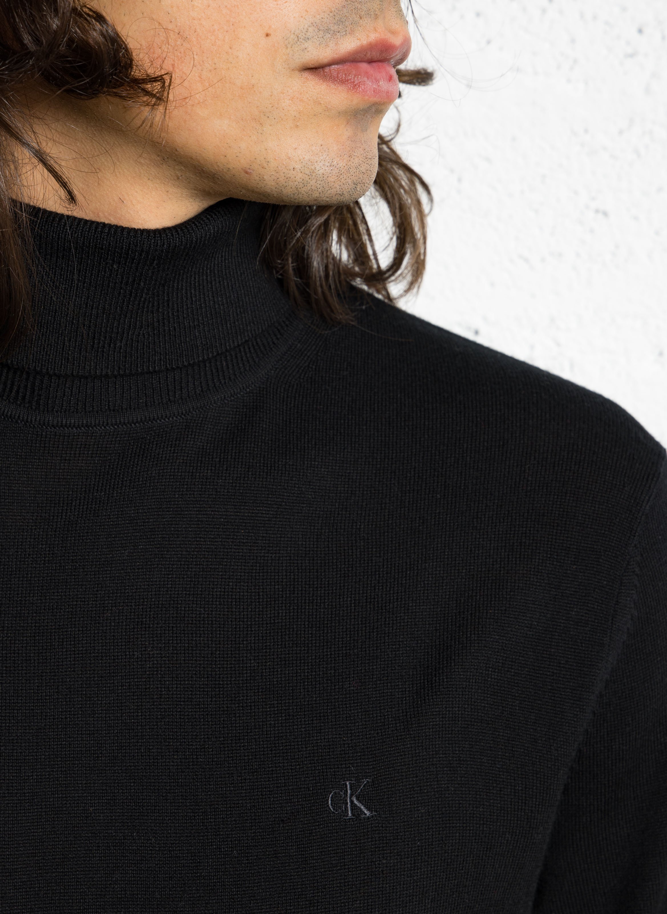 Pull col roulé uni en laine CALVIN KLEIN Noir