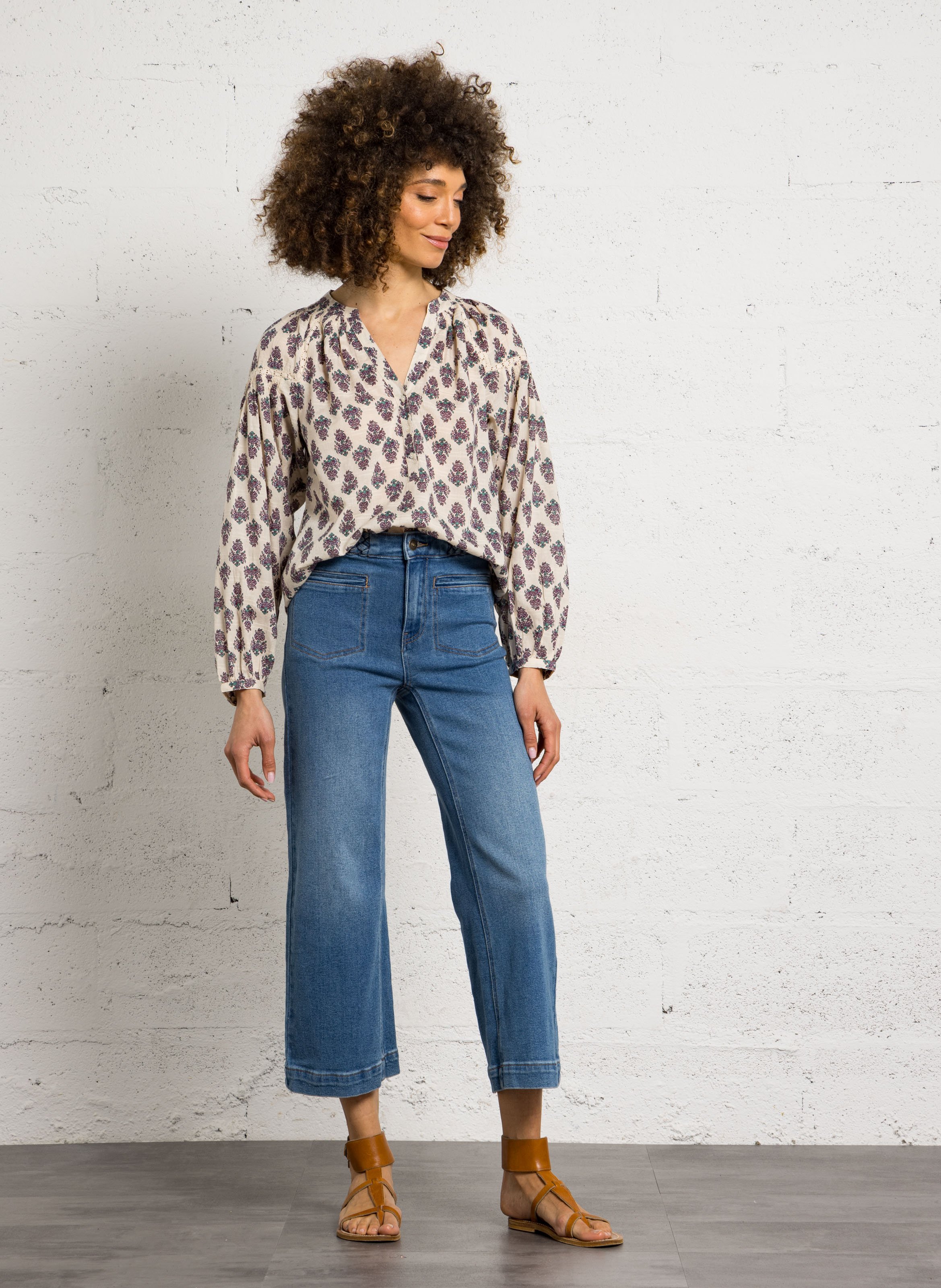 Kurze Hose in Uni mit geflochtener Gürtel MAISON 123 Blau