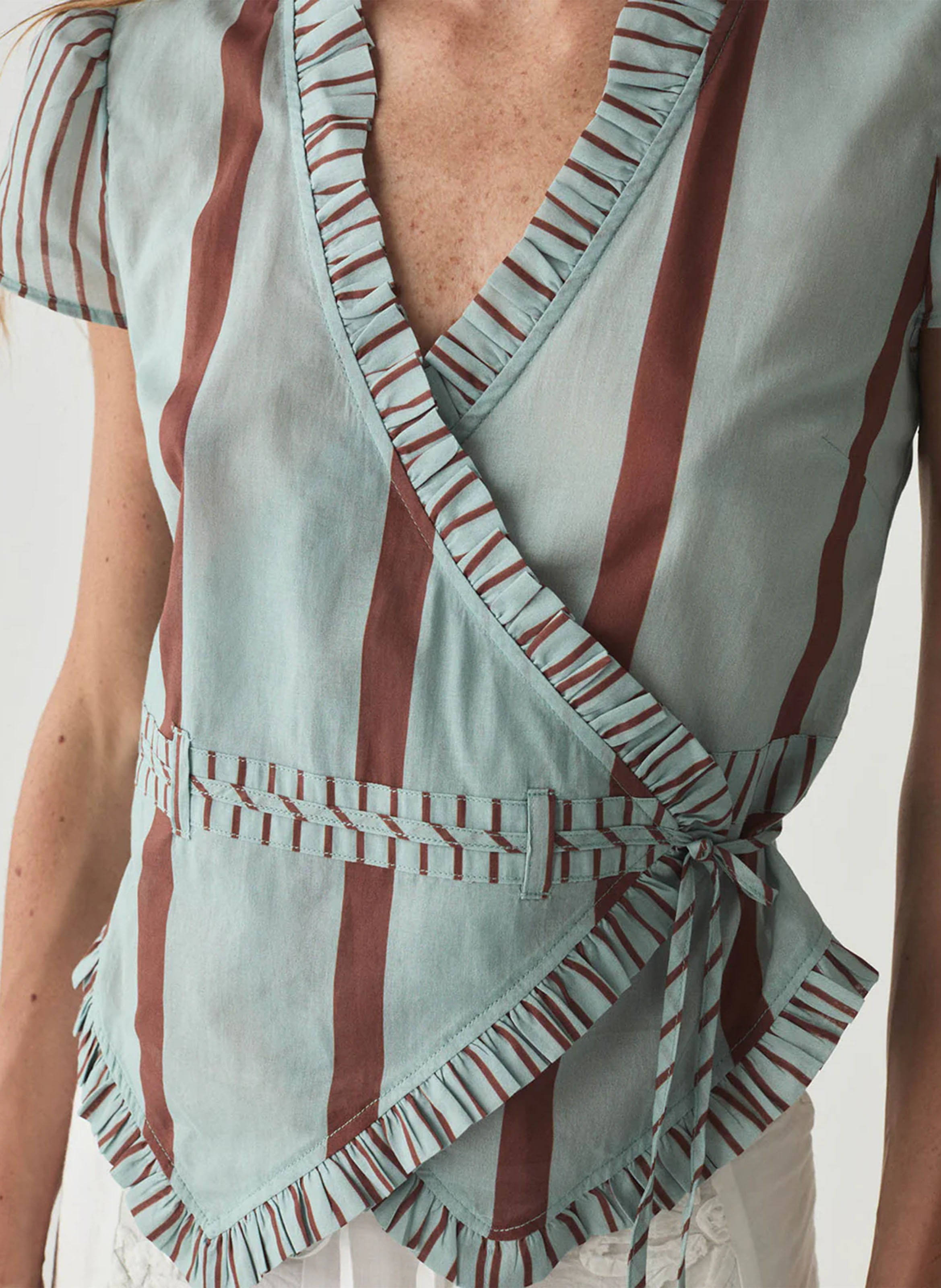 Top in a blended cotton wrap-style LAAGAM Blue