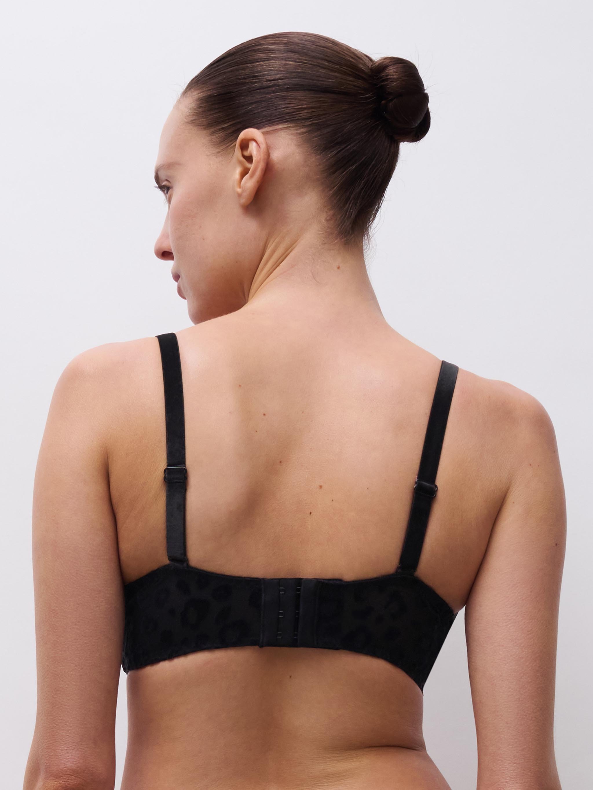 Full-cup spacer bra CHANTELLE PULP Black