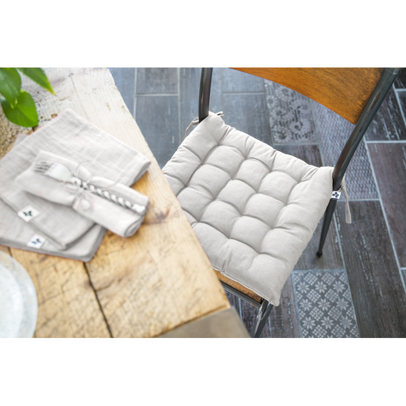 Quilted water-repellent outdoor seat L'EFFET PAPILLON