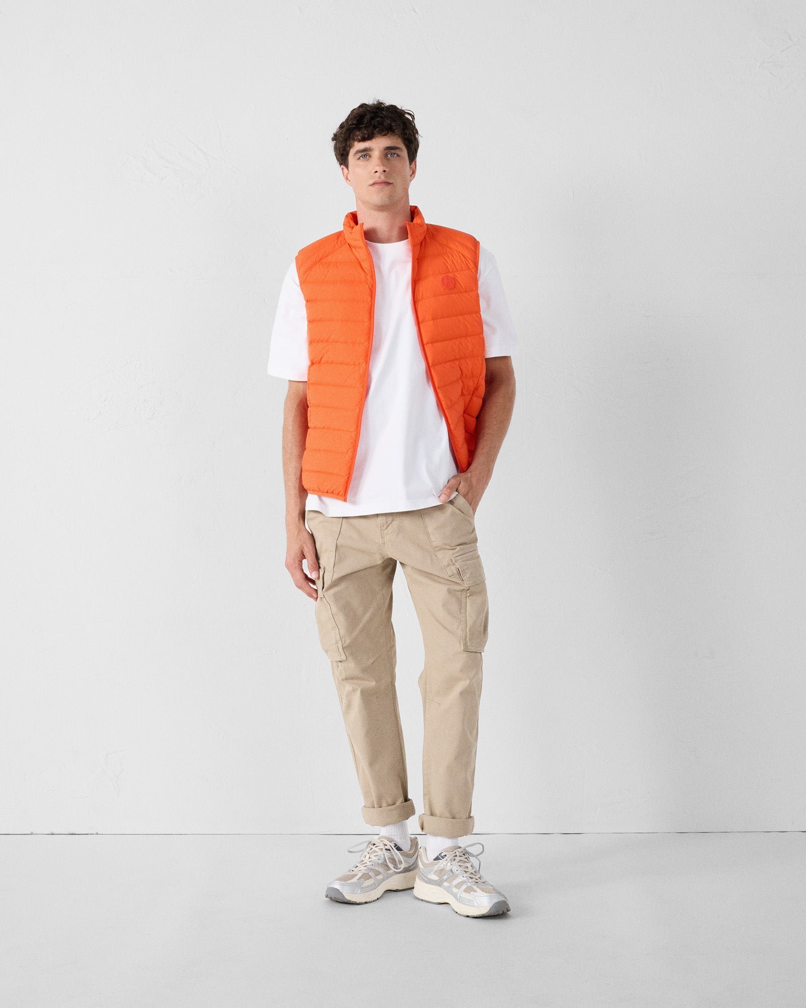 Stretch sleeveless puffer jacket Arafo JOTT Red