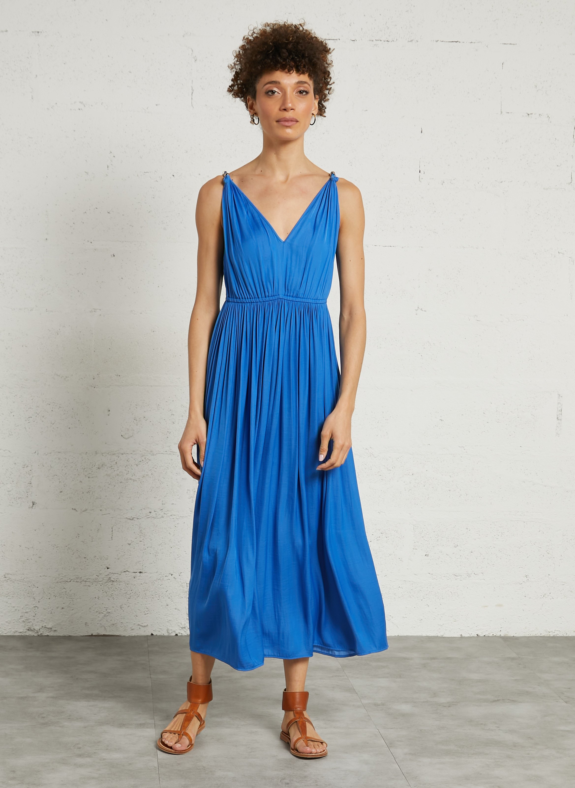 Langes Plisseekleid mit V-Ausschnitt MAISON 123 Pflaume