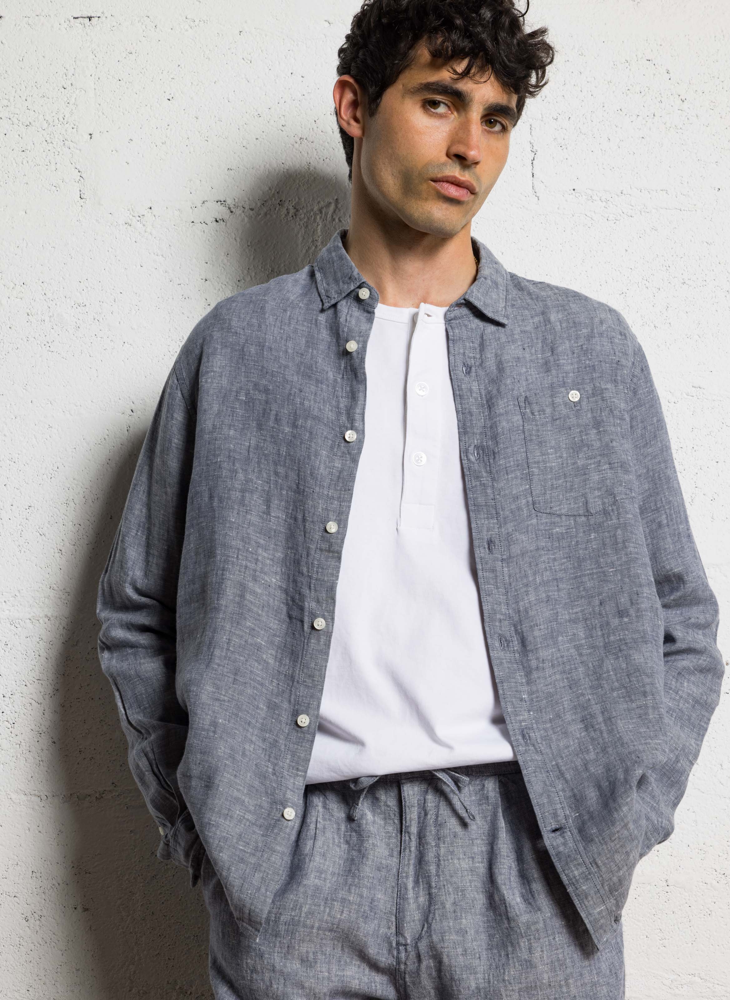 Regular-Fit-Hemd aus Leinen KNOWLEDGE COTTON APPAREL