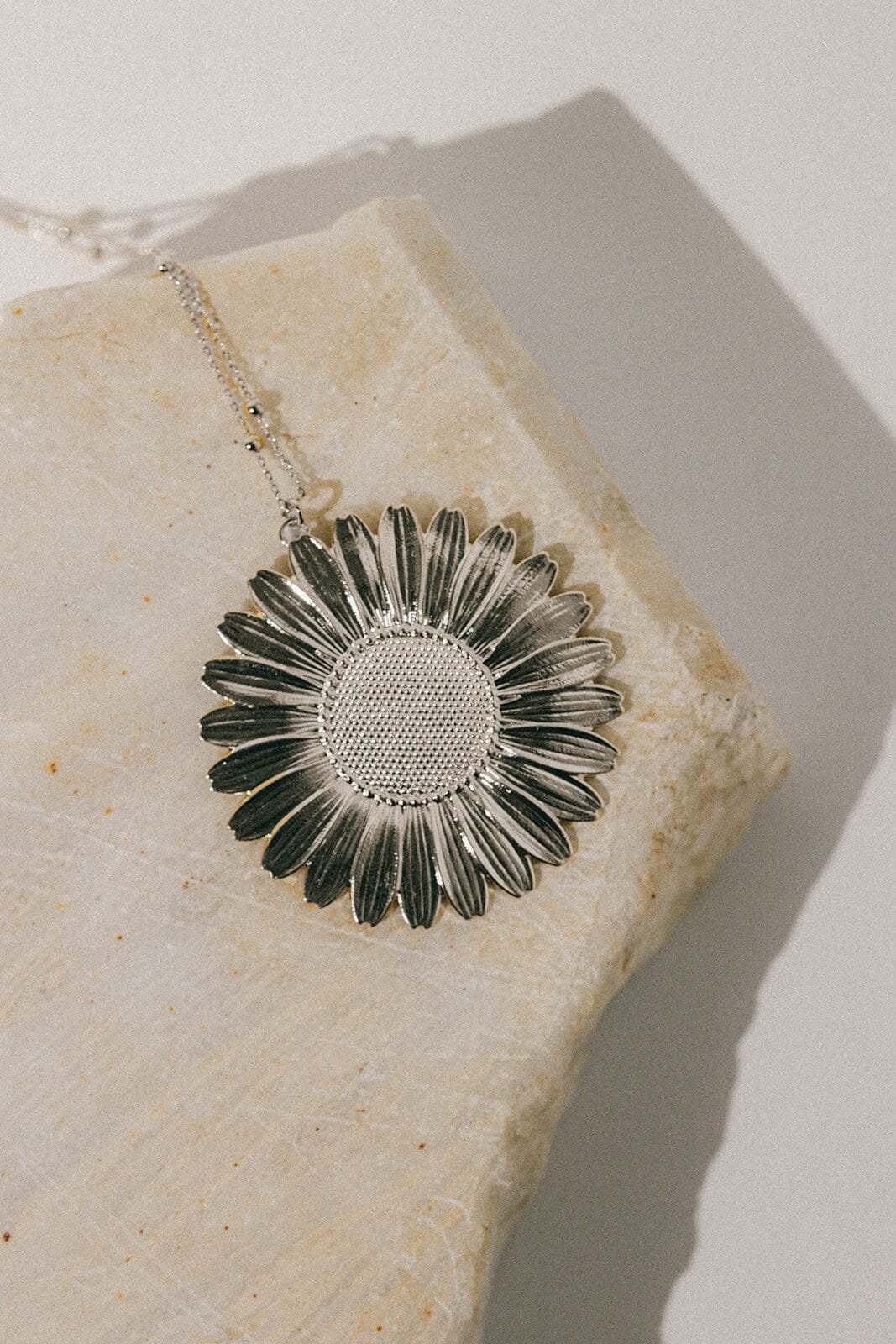 Gold-plated flower pendant MONSIEUR SIMONE Silver