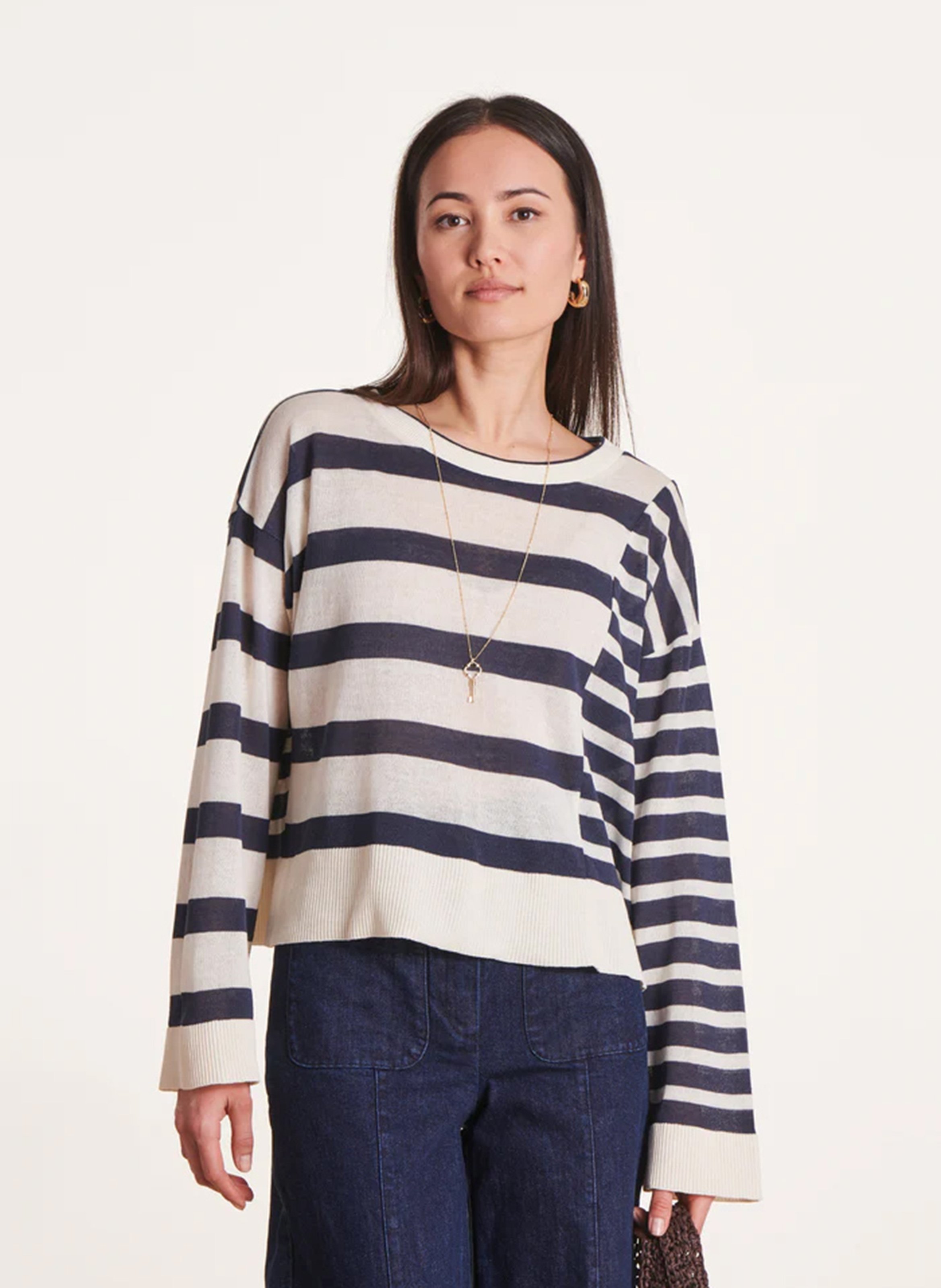 Pull droit col rond en coton mélangé LA FEE MARABOUTEE Bleu
