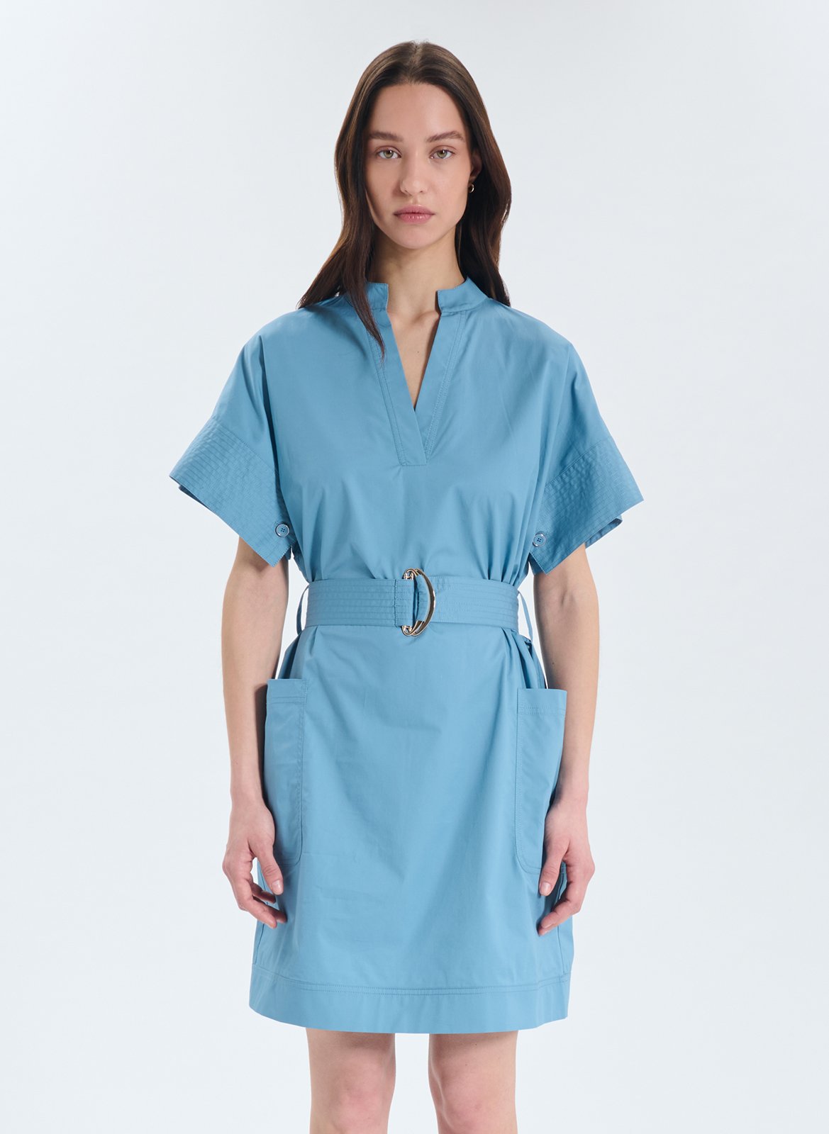 Kurzes Baumwollkleid mit V-Ausschnitt ZAPA