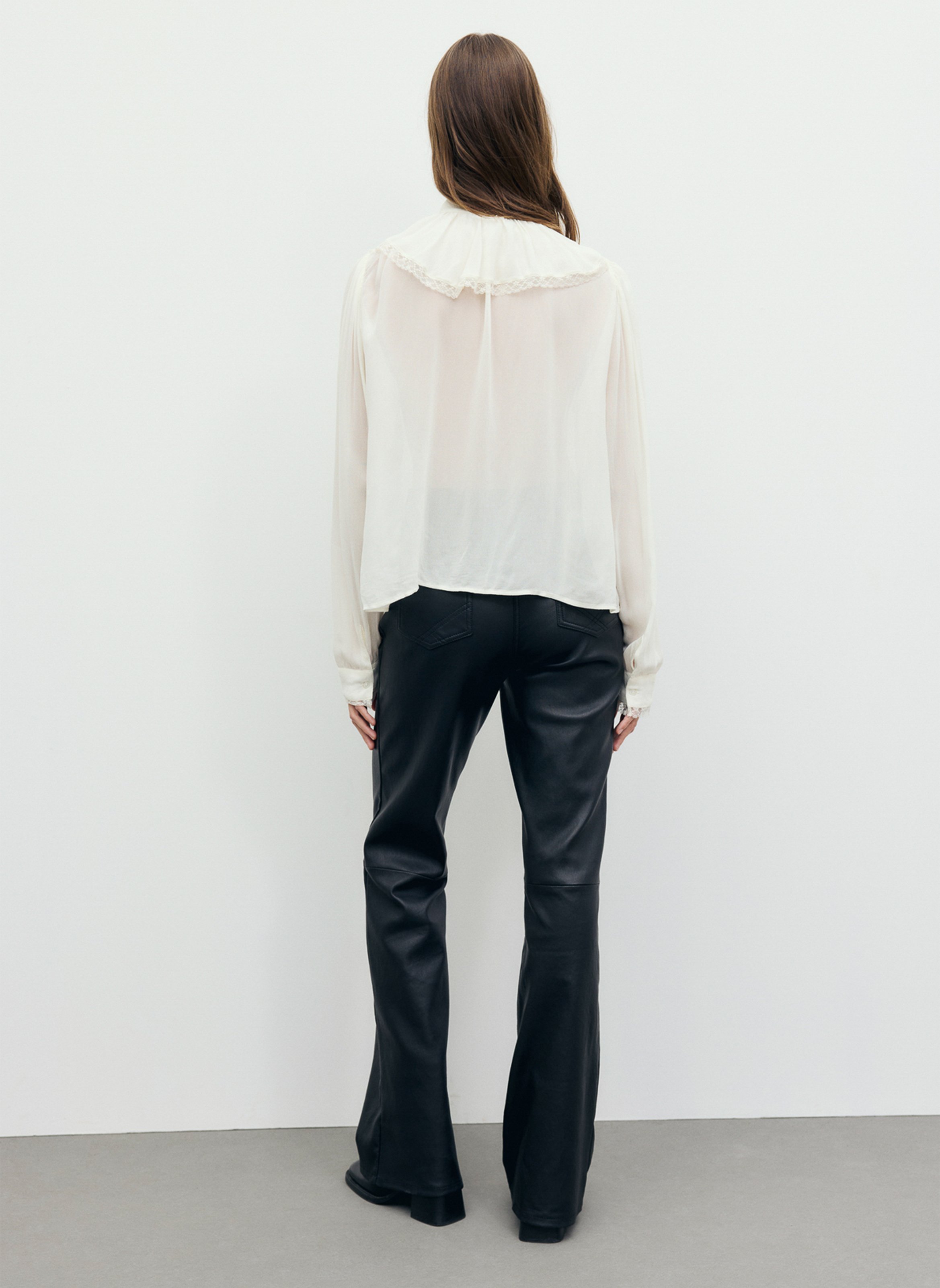 Loose-Fitting Round-Neck Lace Blouse GERARD DAREL Beige
