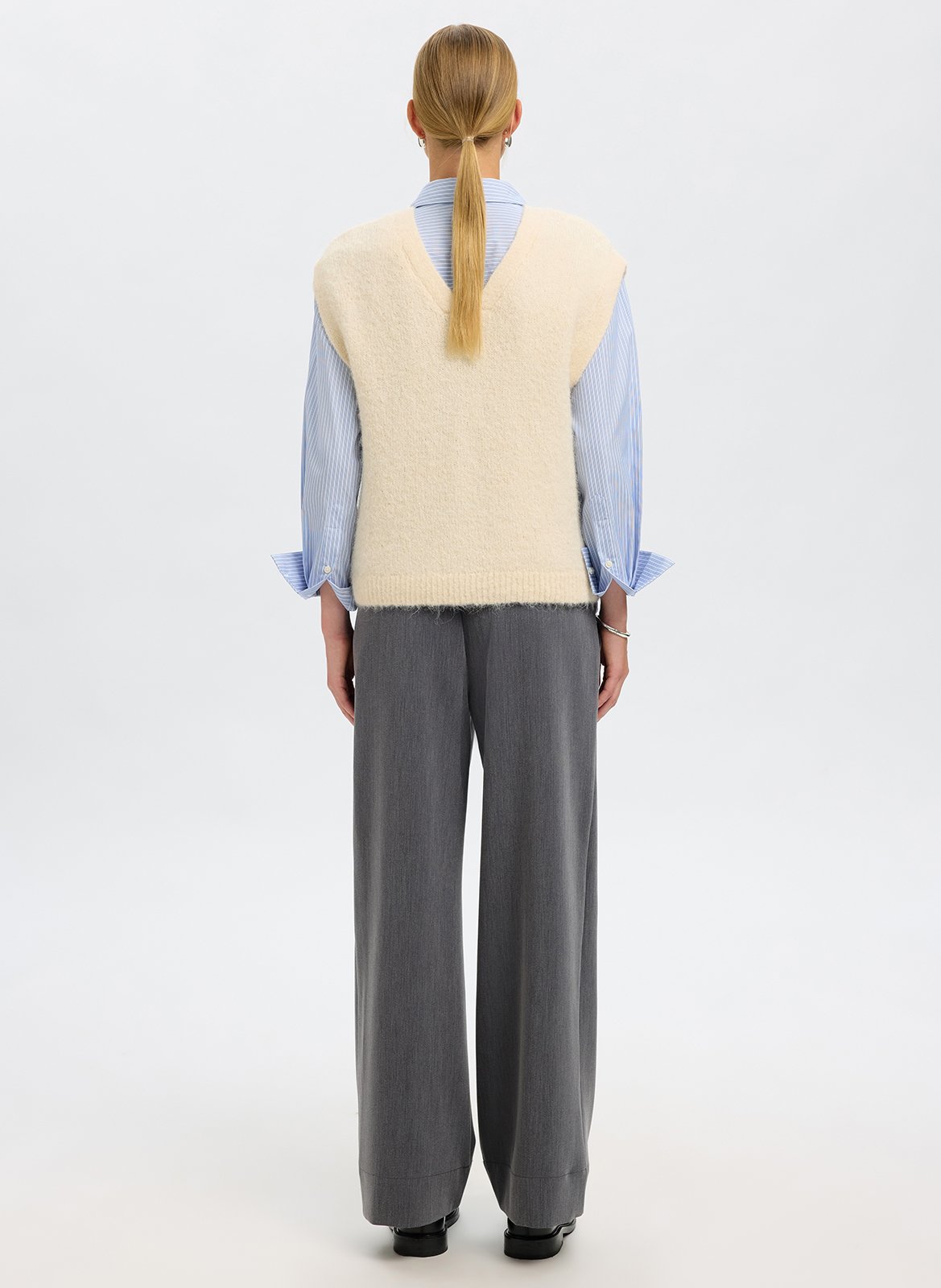 Gilet col v en laine mélangée SELECTED Beige