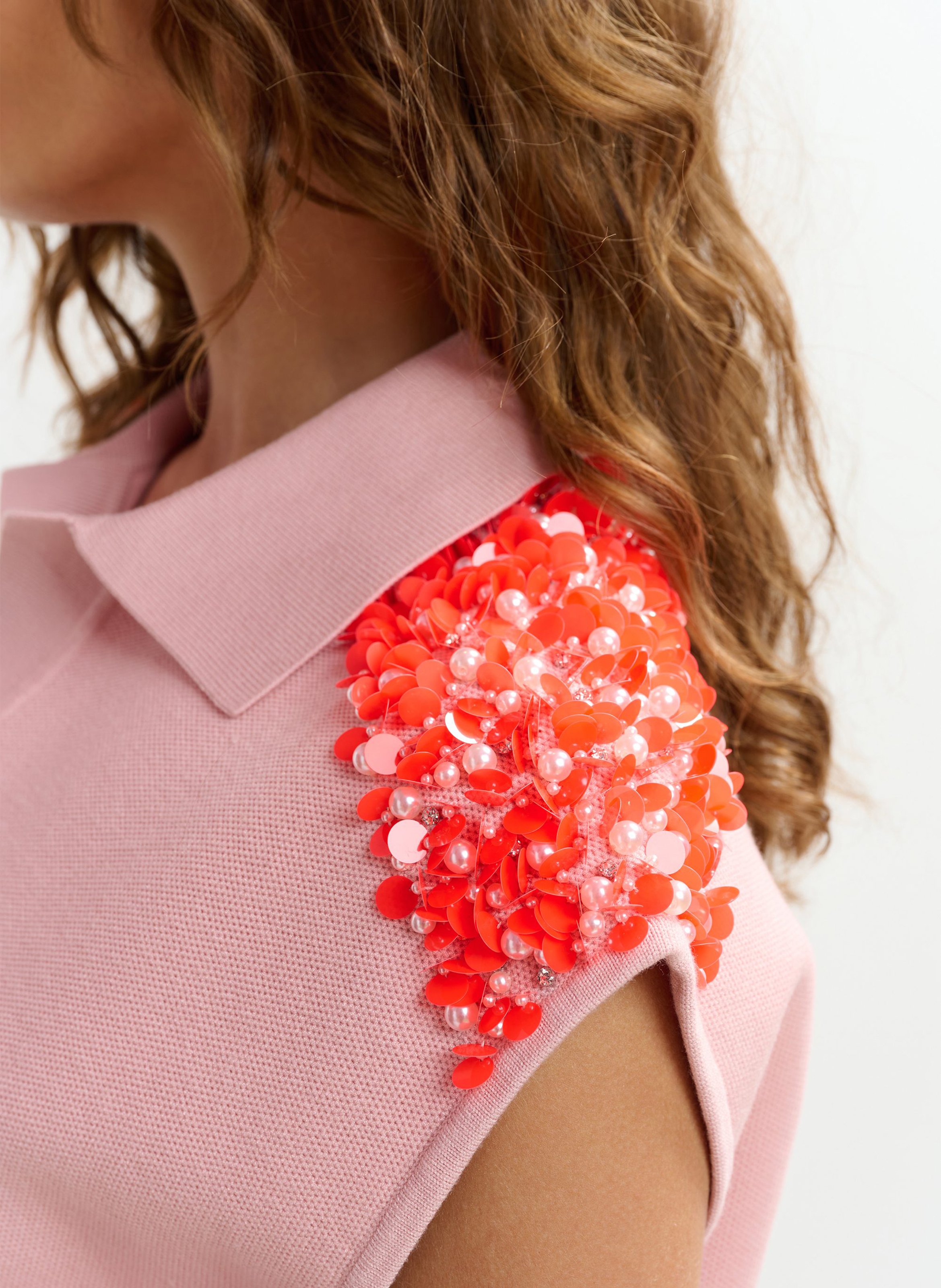 Top with polo shirt collar ESSENTIEL ANTWERP Pink