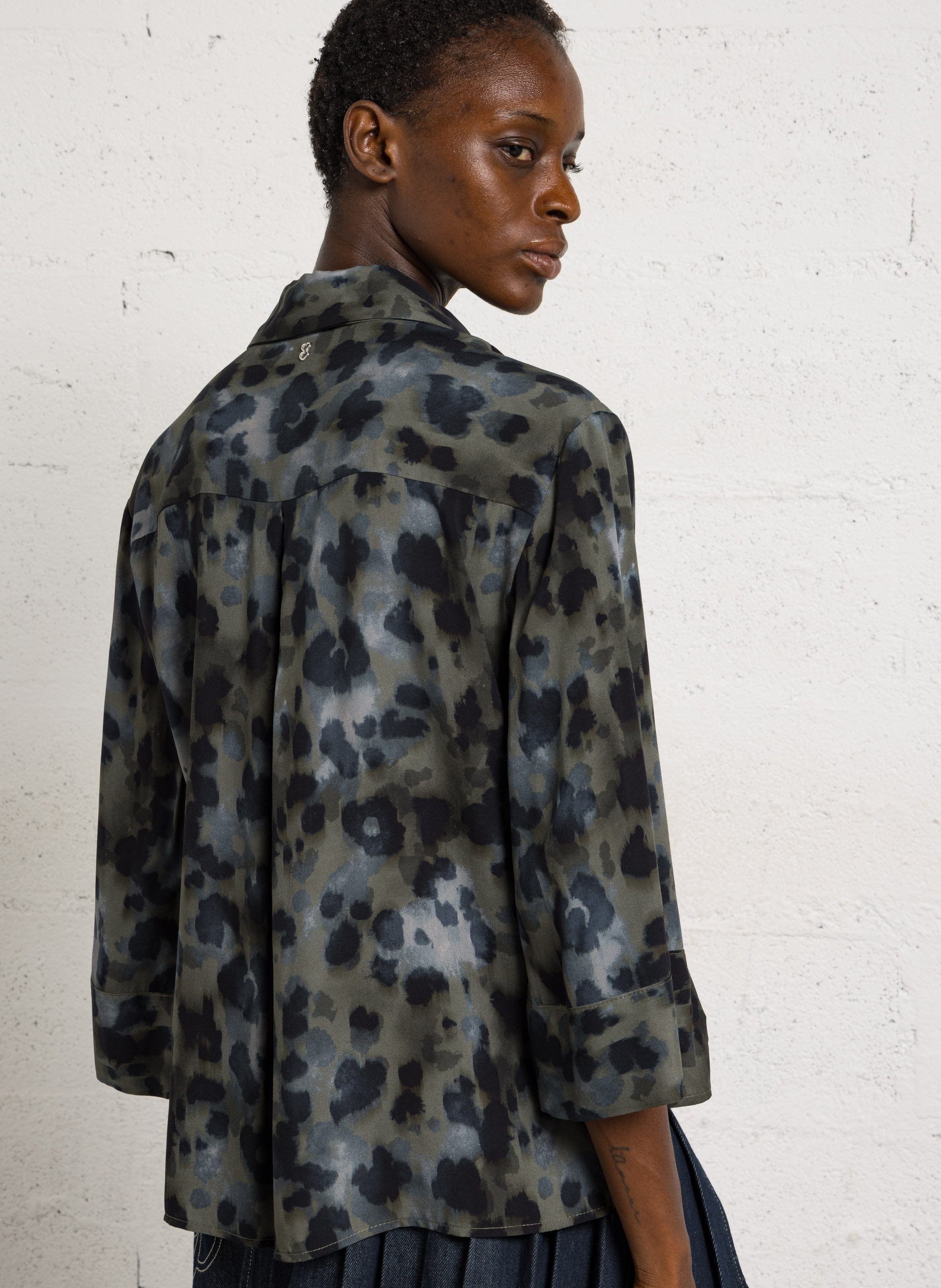 Straight printed shirt with classic collar PLEASE Blue