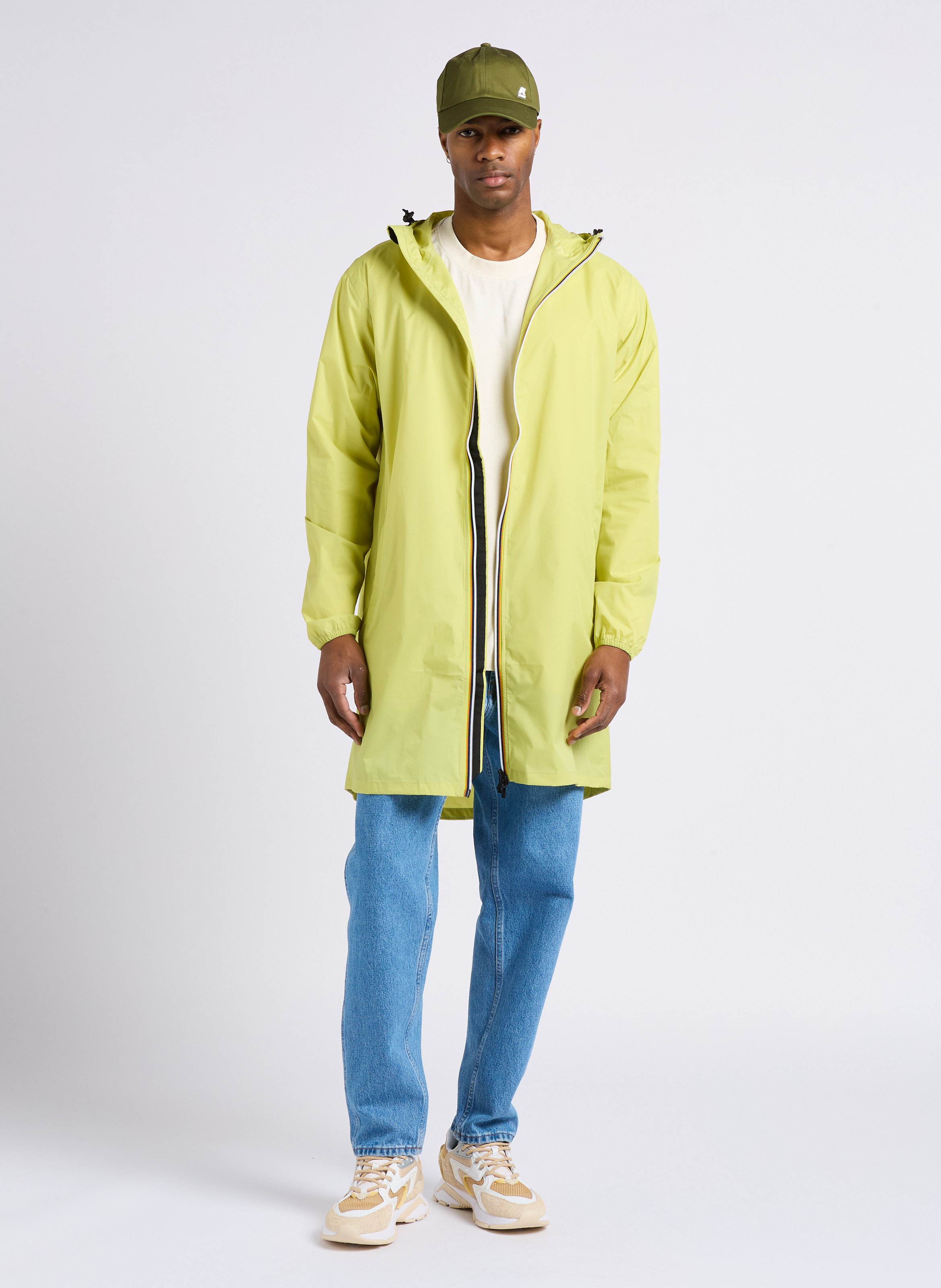 Straight-cut round-neck T-shirt with screenprinted letters EDWIN White