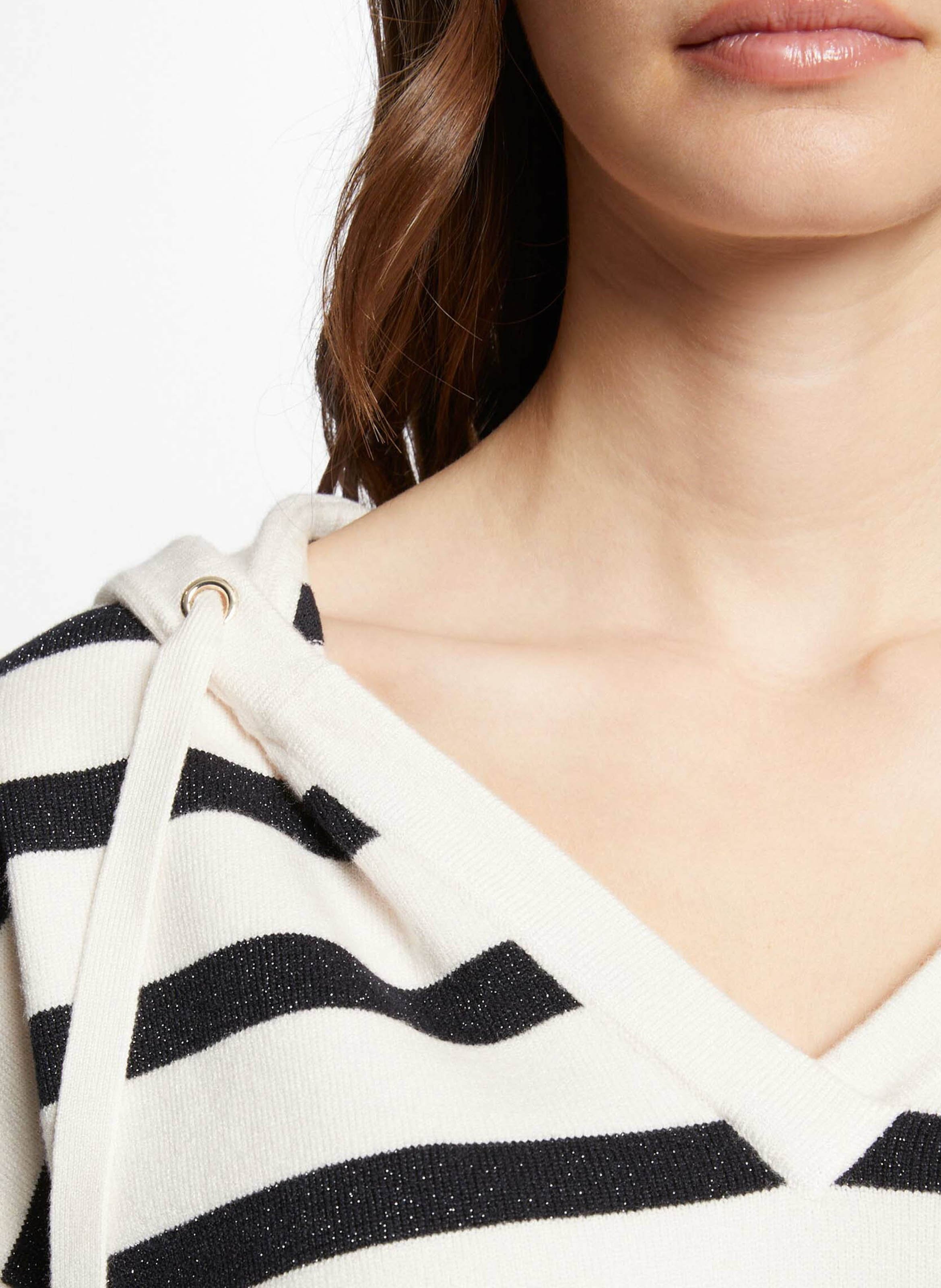 Pull col V à rayures Beige