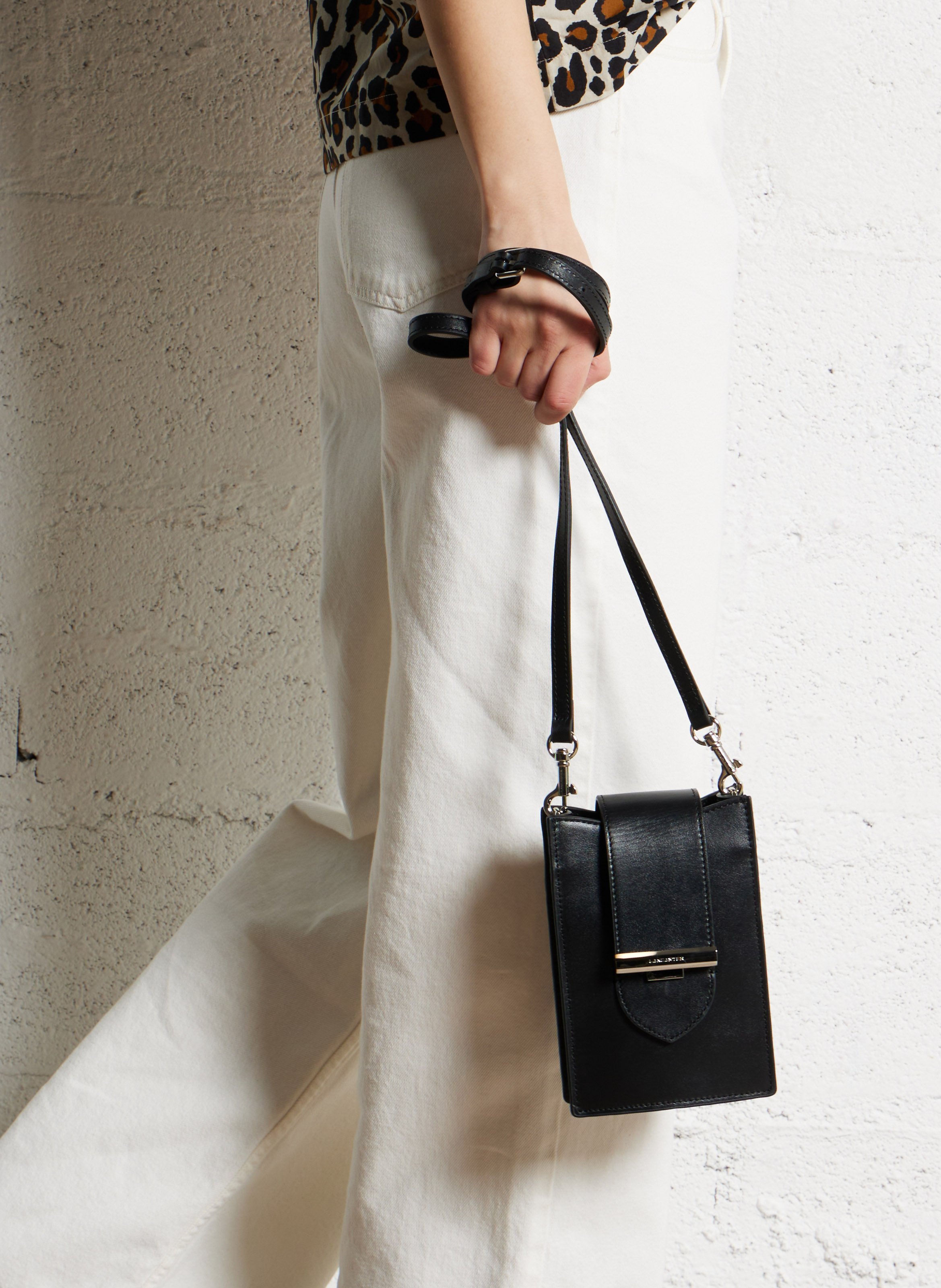 Leather smartphone pouch LANCASTER PARIS Black