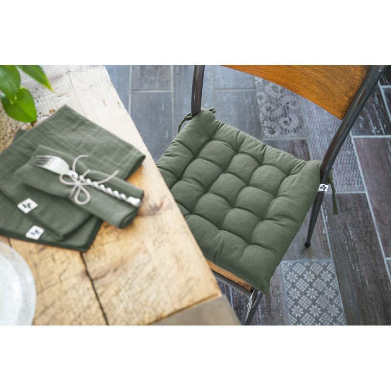 Quilted water-repellent outdoor seat L'EFFET PAPILLON Green