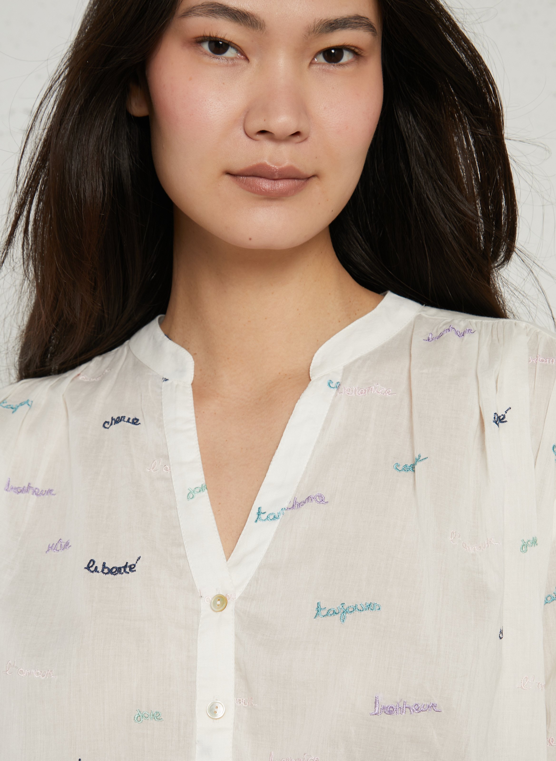 - Embroidered cotton shirt BERENICE White