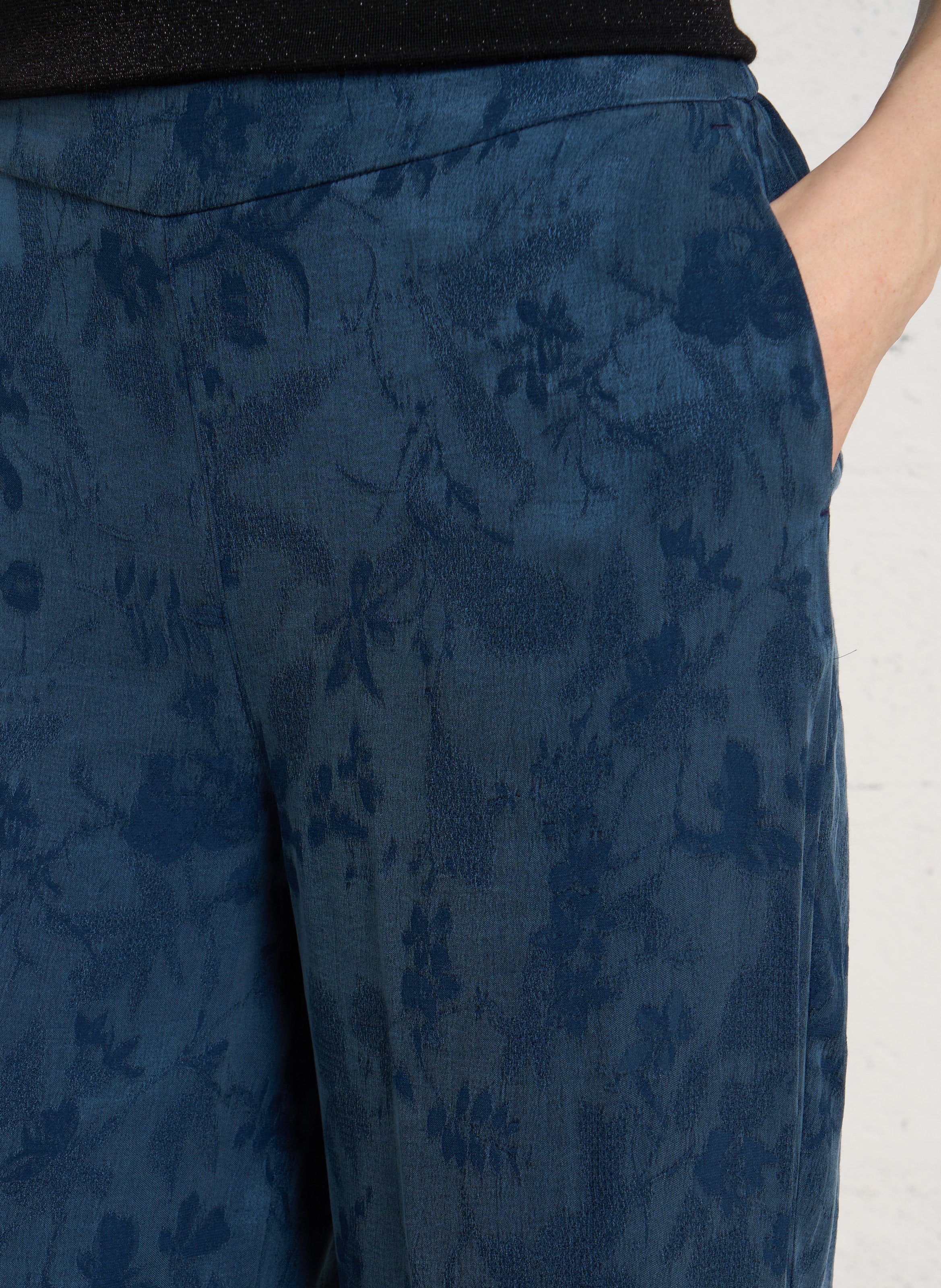 Weit geschnittene Jacquard-Hose MOMONI Blau