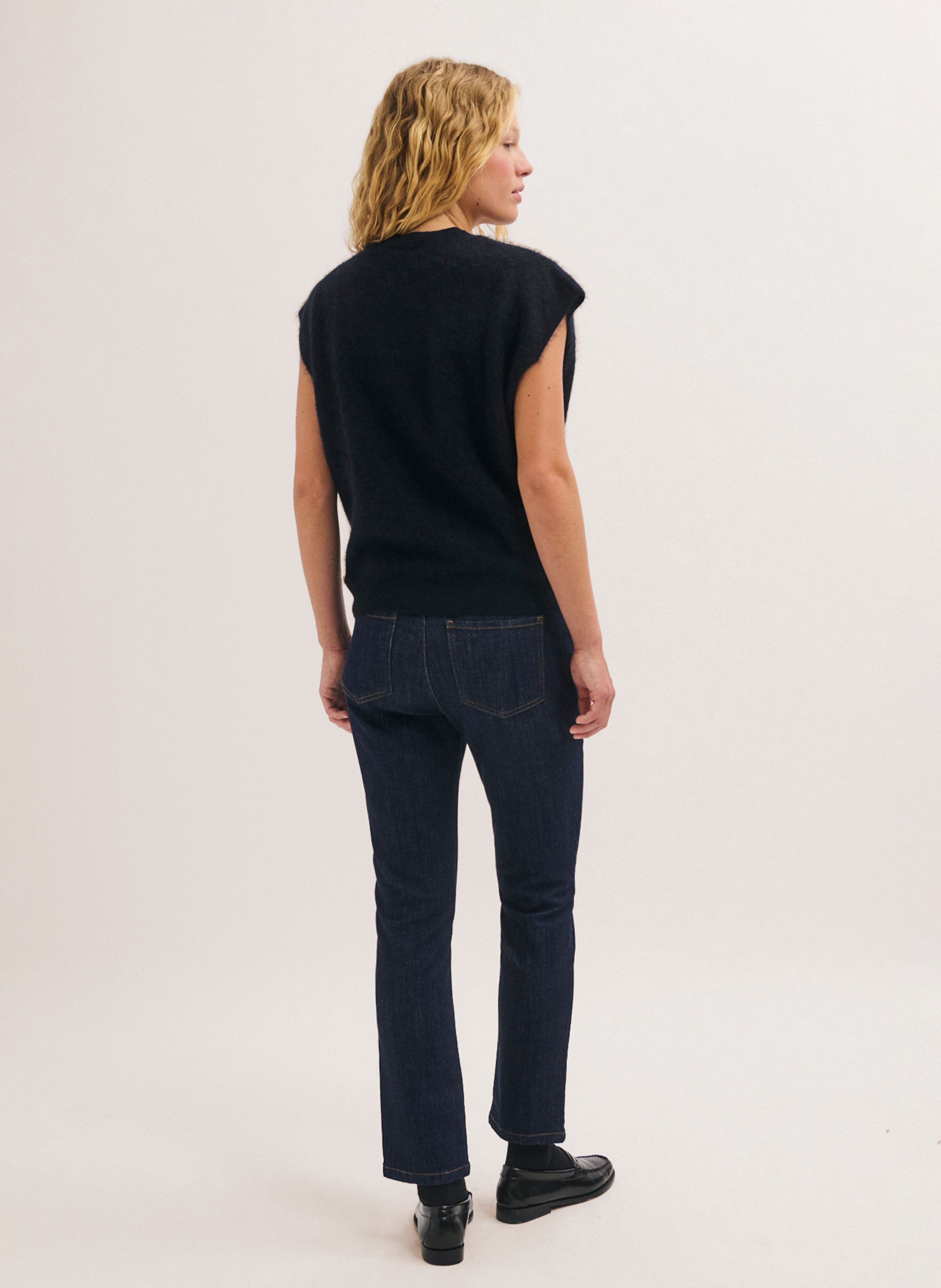 Sleeveless solid wool sweater PABLO Black