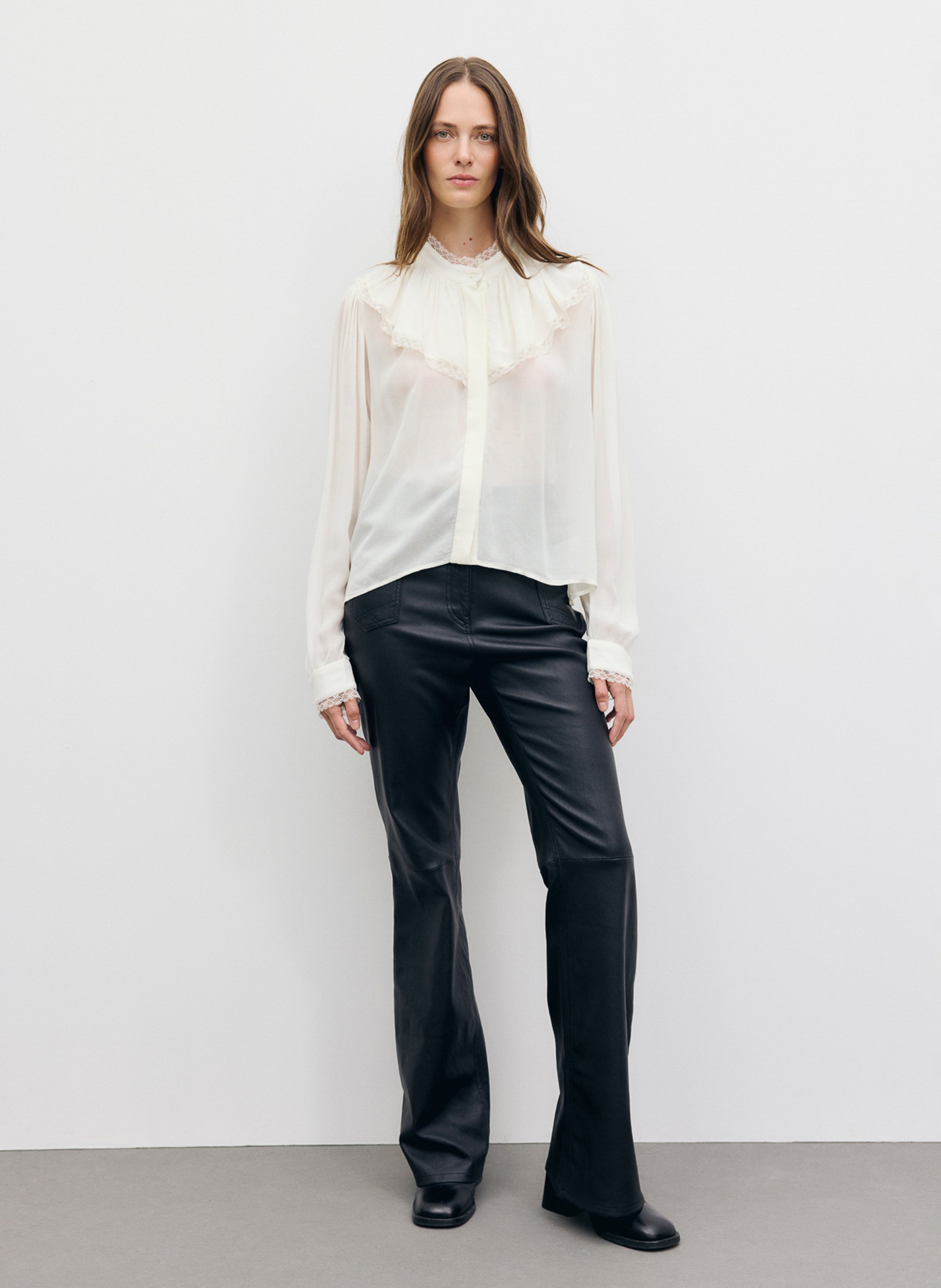 Loose-Fitting Round-Neck Lace Blouse GERARD DAREL Beige