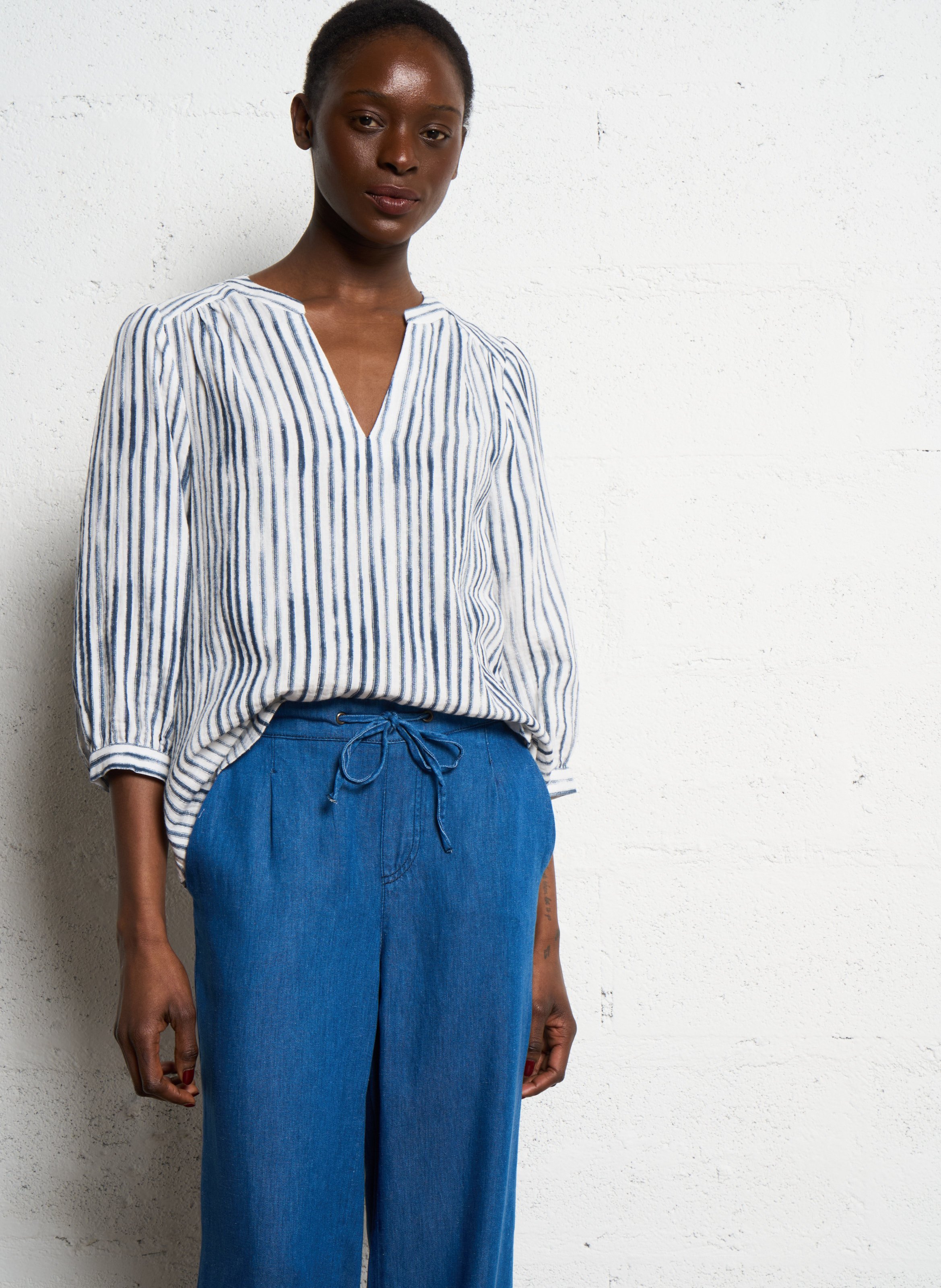 express striped top