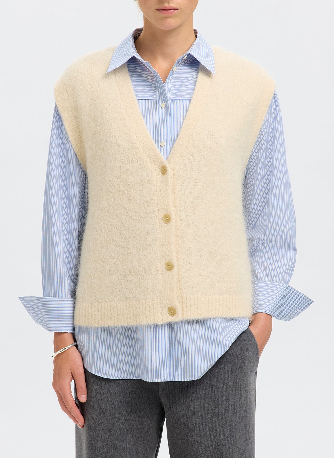 Gilet col v en laine mélangée SELECTED Beige