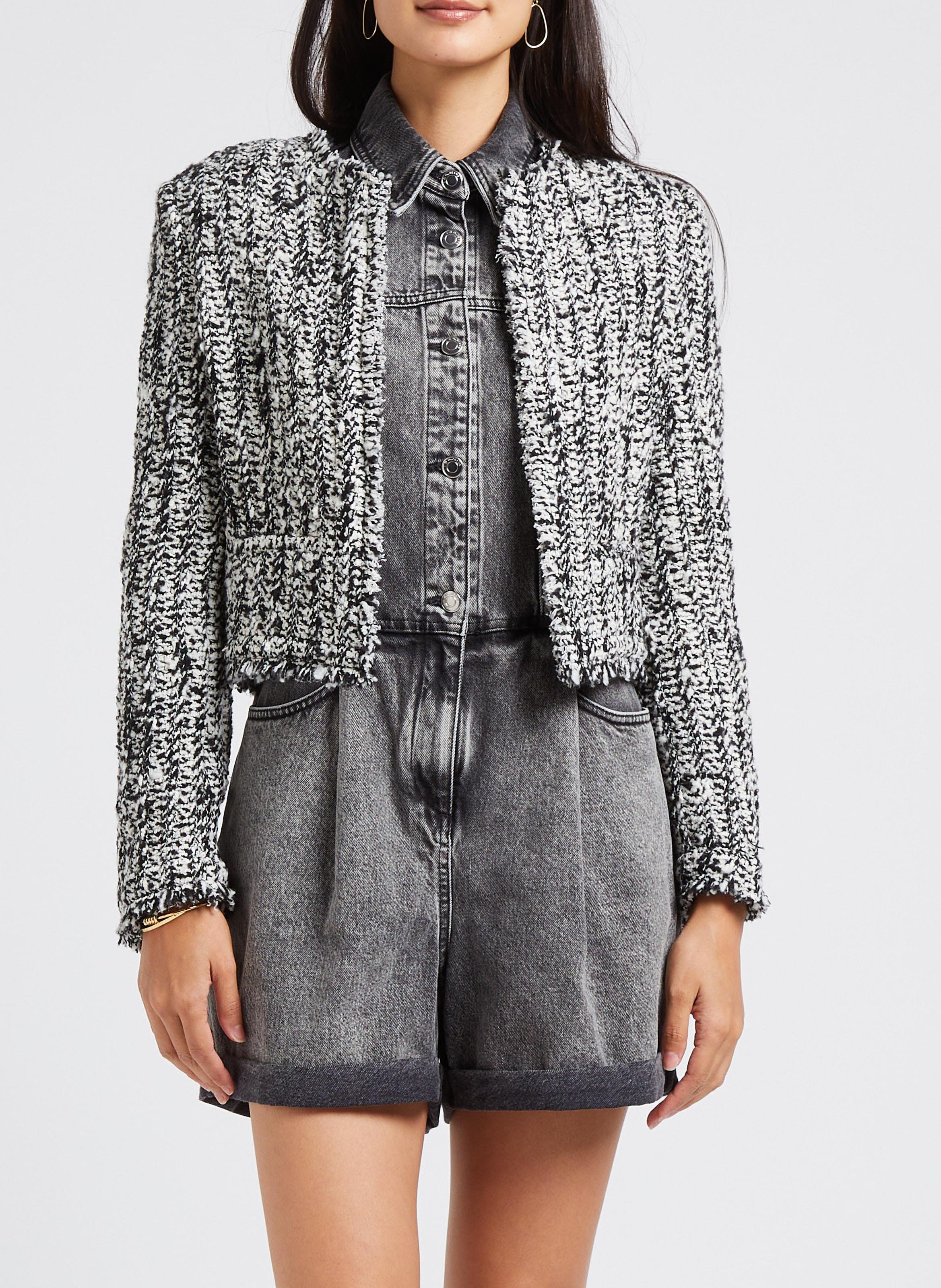 Kort jasje met ronde hals | wolblend IRO Zwart