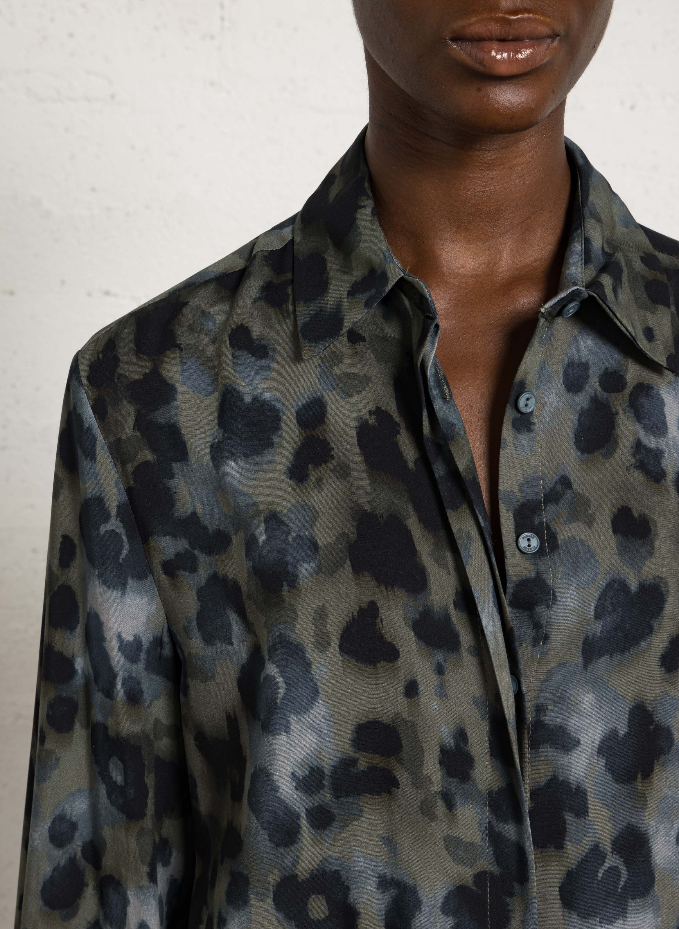 Straight printed shirt with classic collar PLEASE Blue