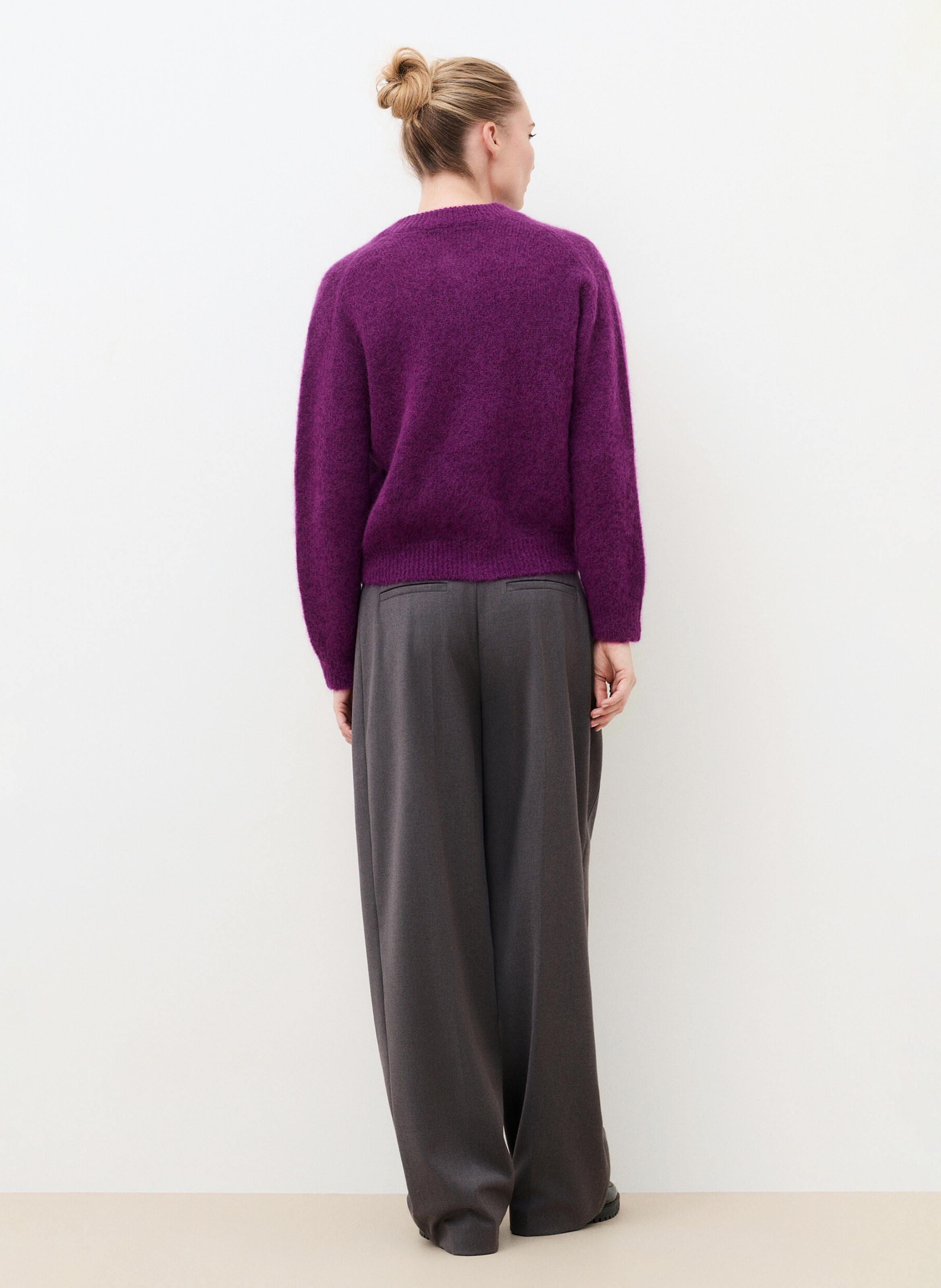 Gebreide vest met ronde hals en knoopsluiting in gemengde alpaca. CAROLL Violet