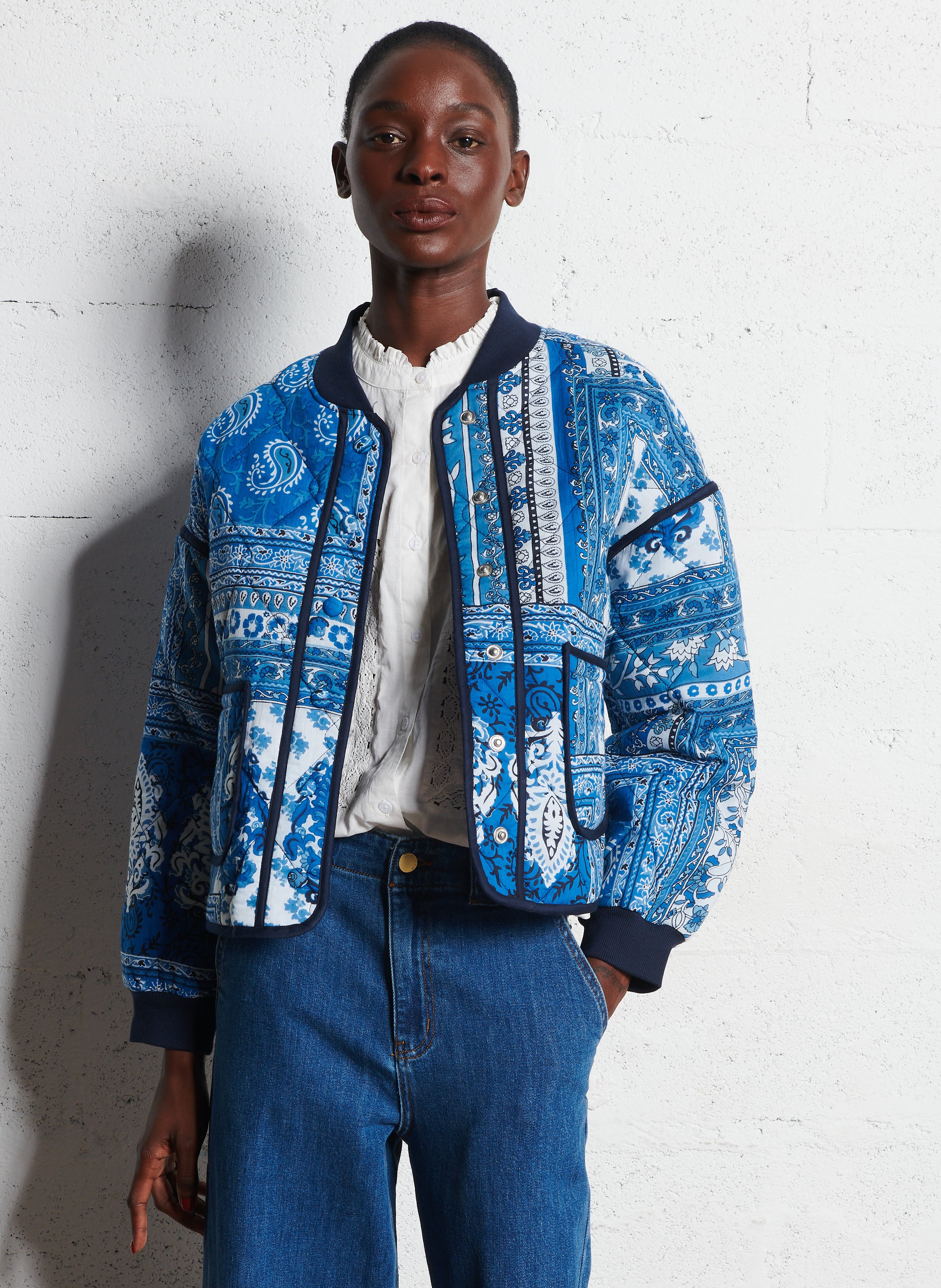 Rundhalsausschnitt bedruckte Baumwolljacke LA PETITE ETOILE Blau