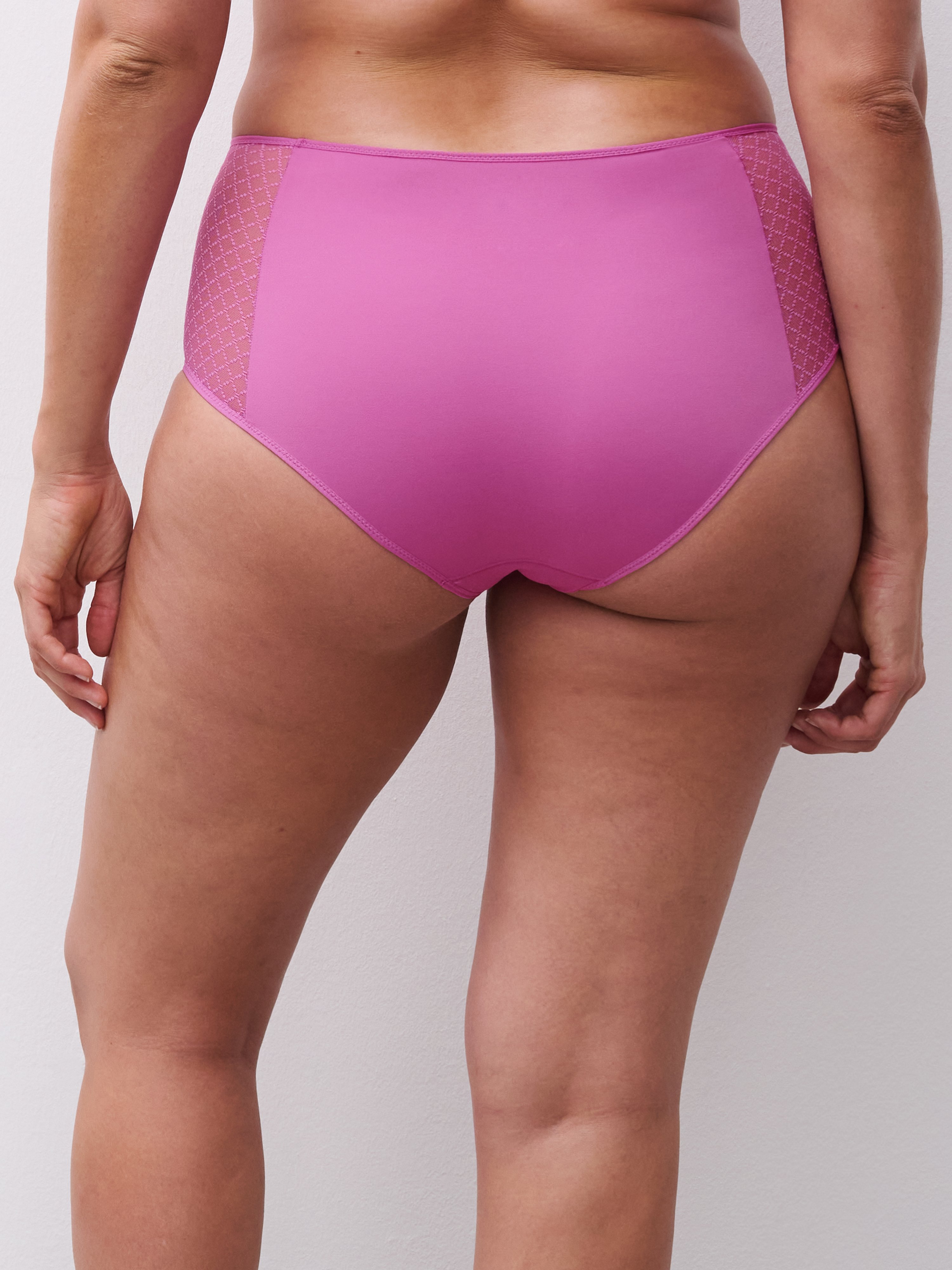 High-waisted lace panties CHANTELLE Pink