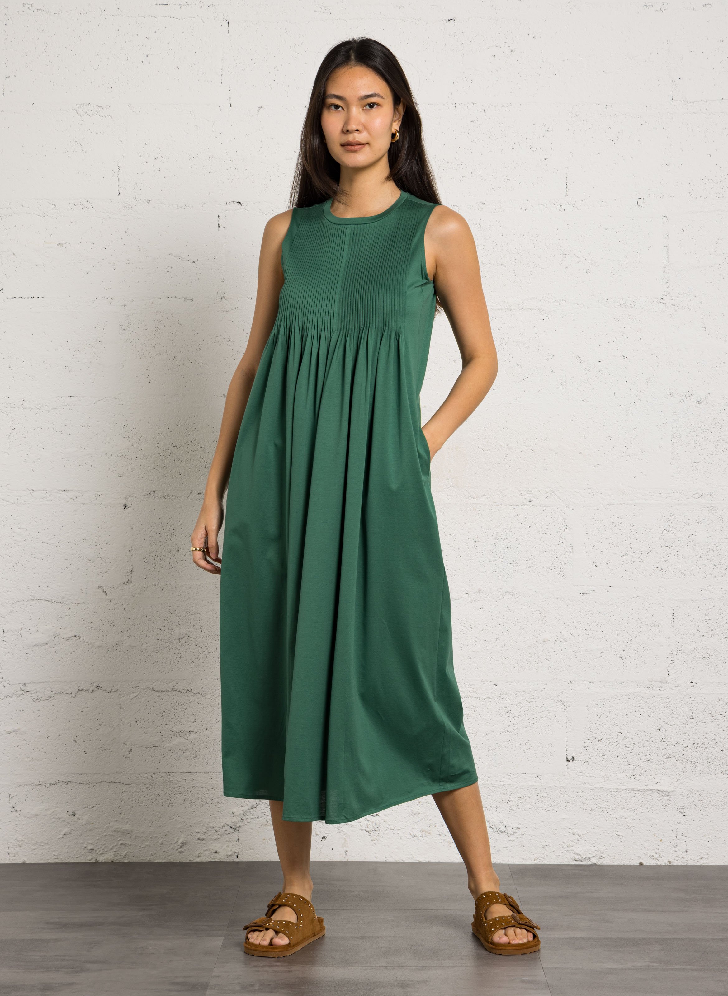 Langes ärmelloses einfarbiges Kleid MAX MARA WEEK END Grun