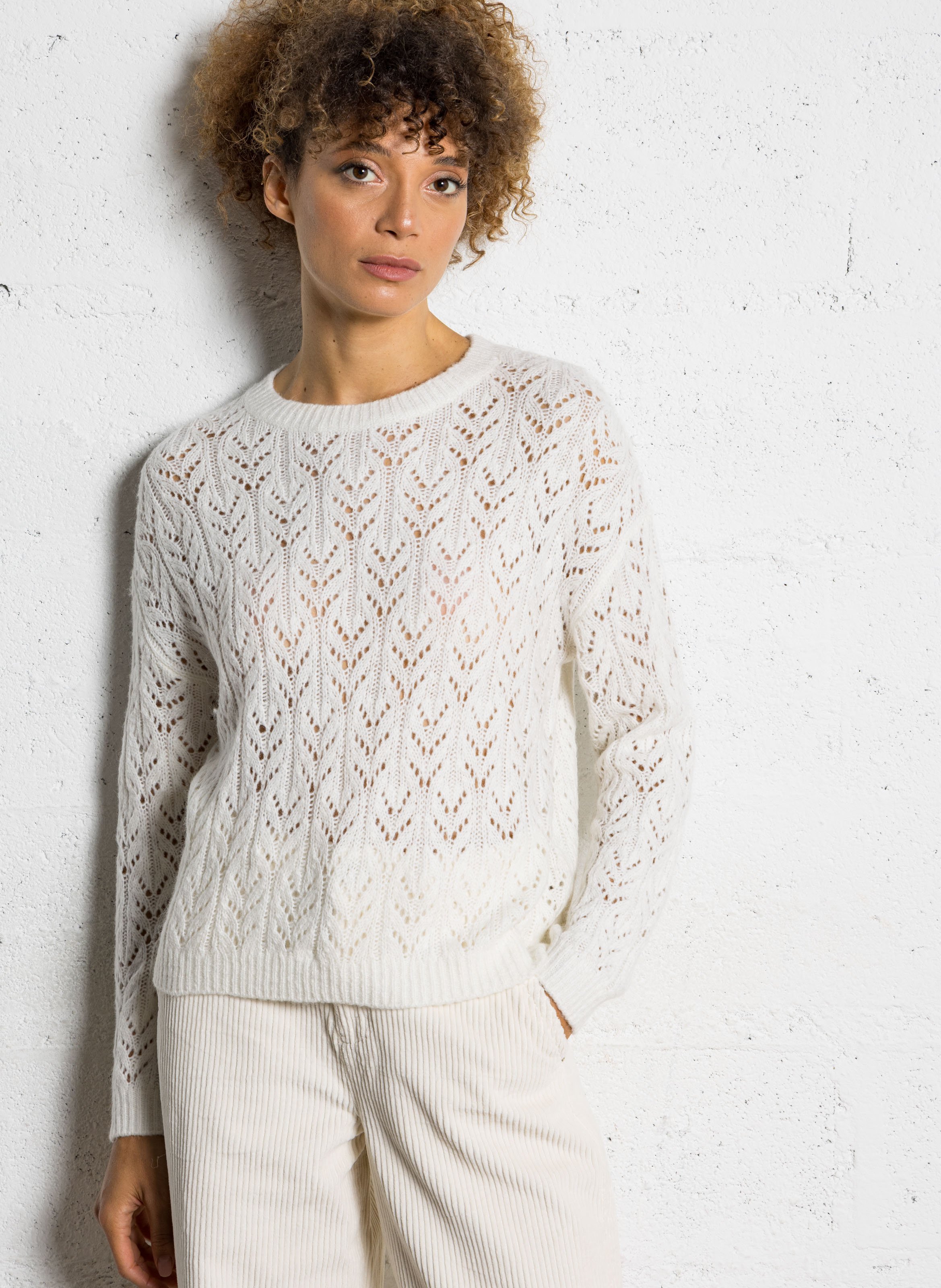 Pull droit col rond en maille SUD EXPRESS