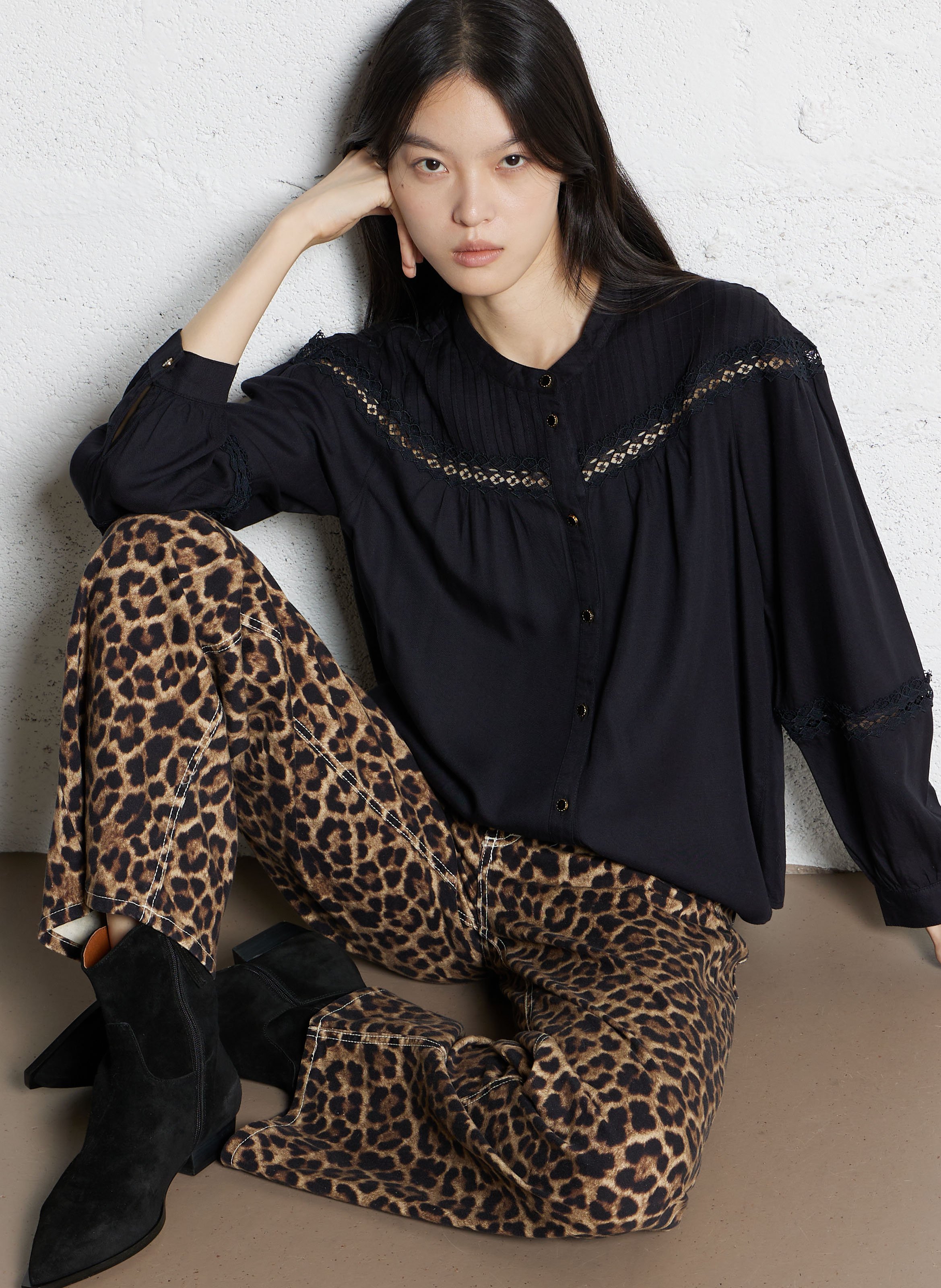 Camicia dritta scollo tondo I CODE Nero