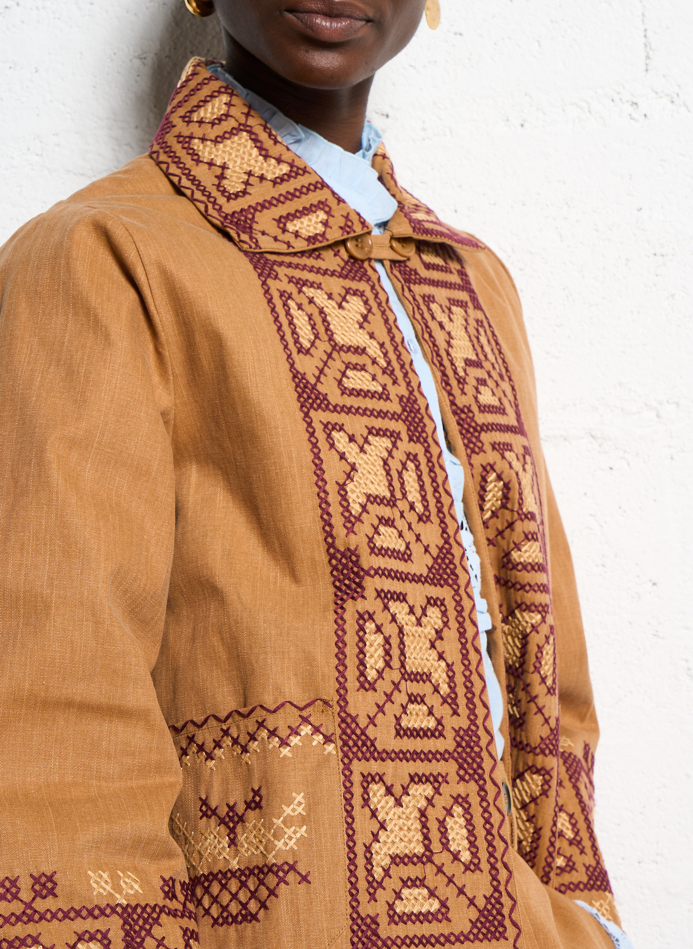 Weite, bestickte Baumwolljacke ANTIK BATIK Braun