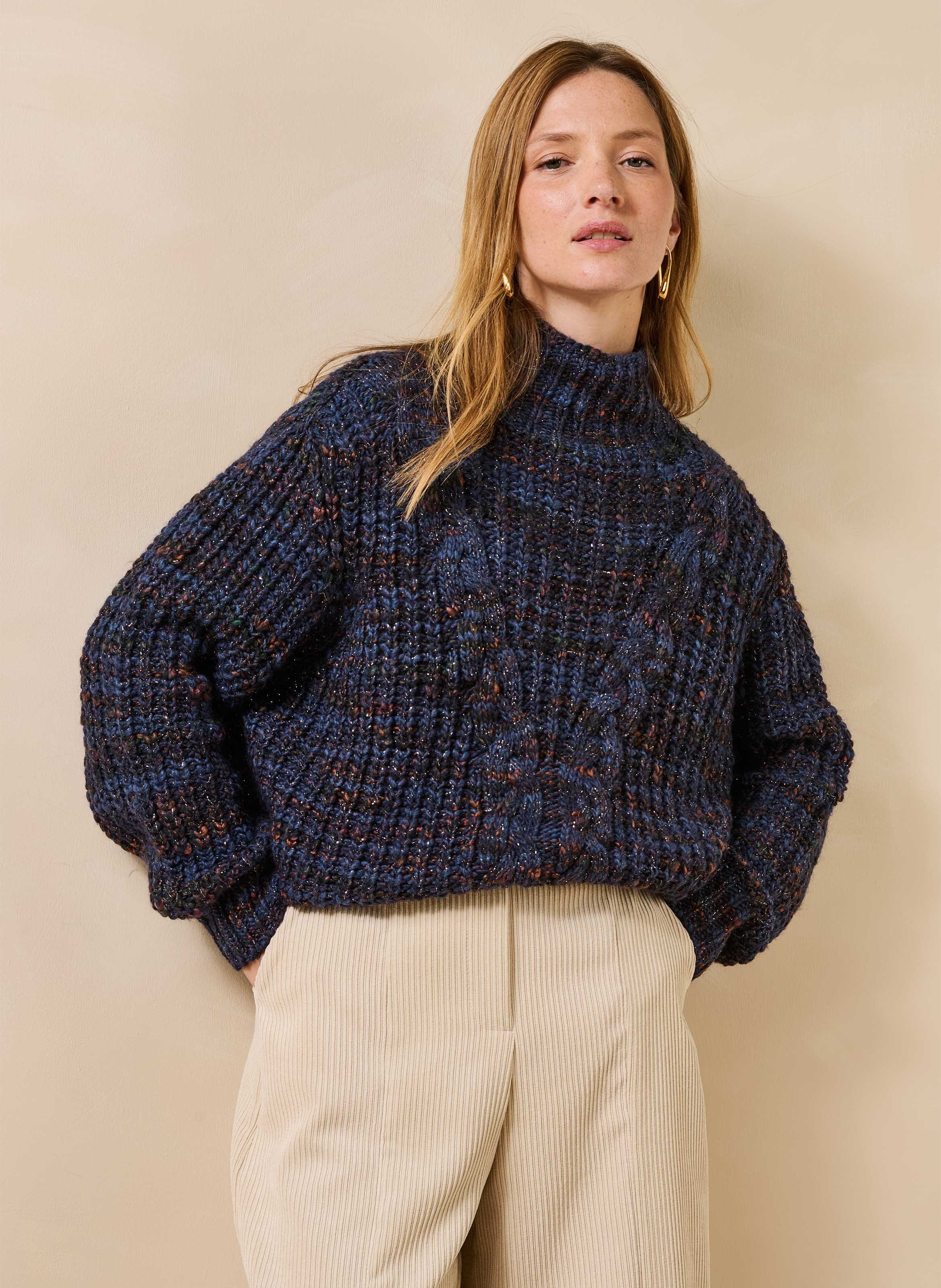 Pull droit col montant en maille LA FEE MARABOUTEE
