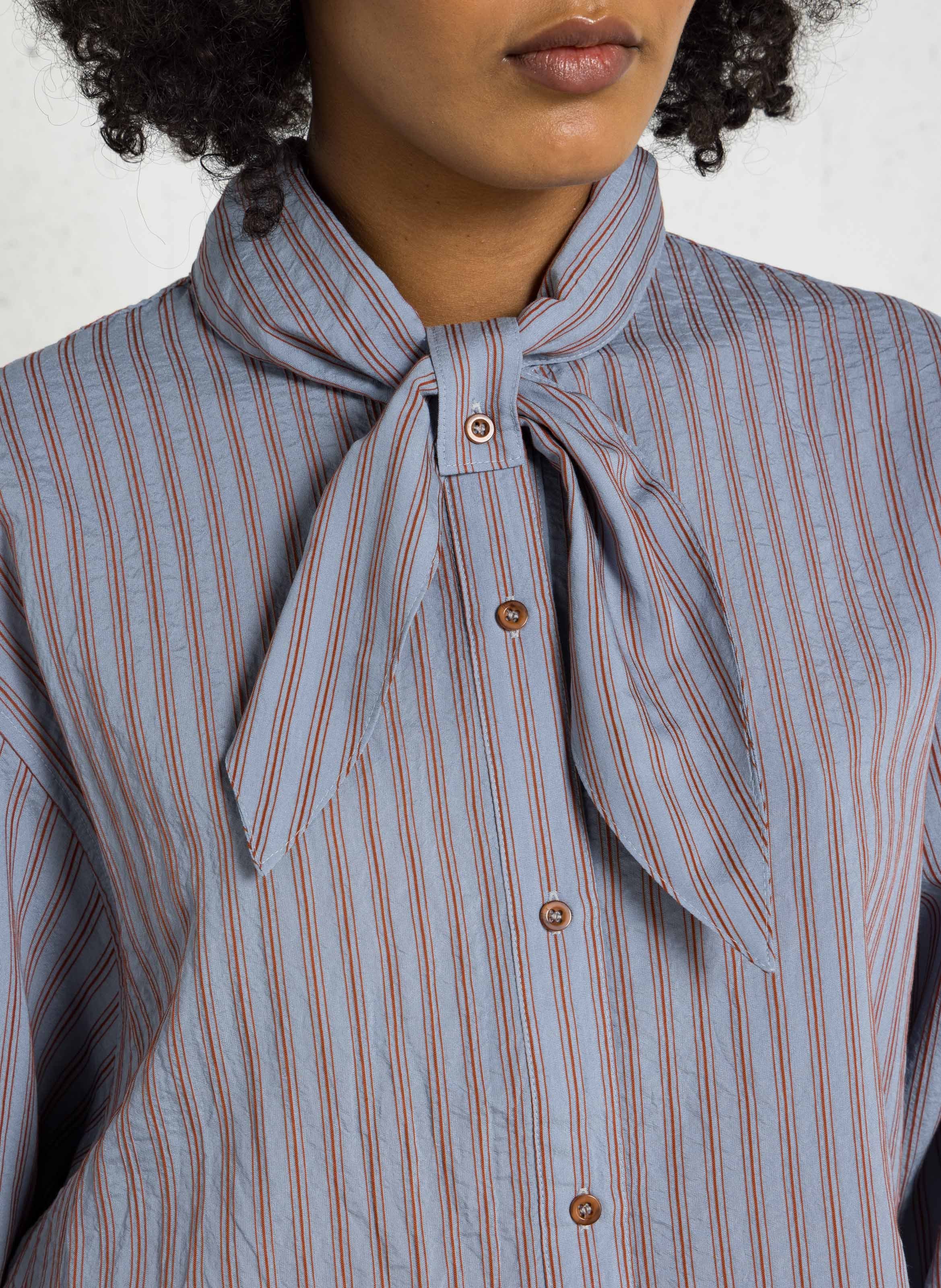 Pussy-bow shirt SACRECOEUR Blue