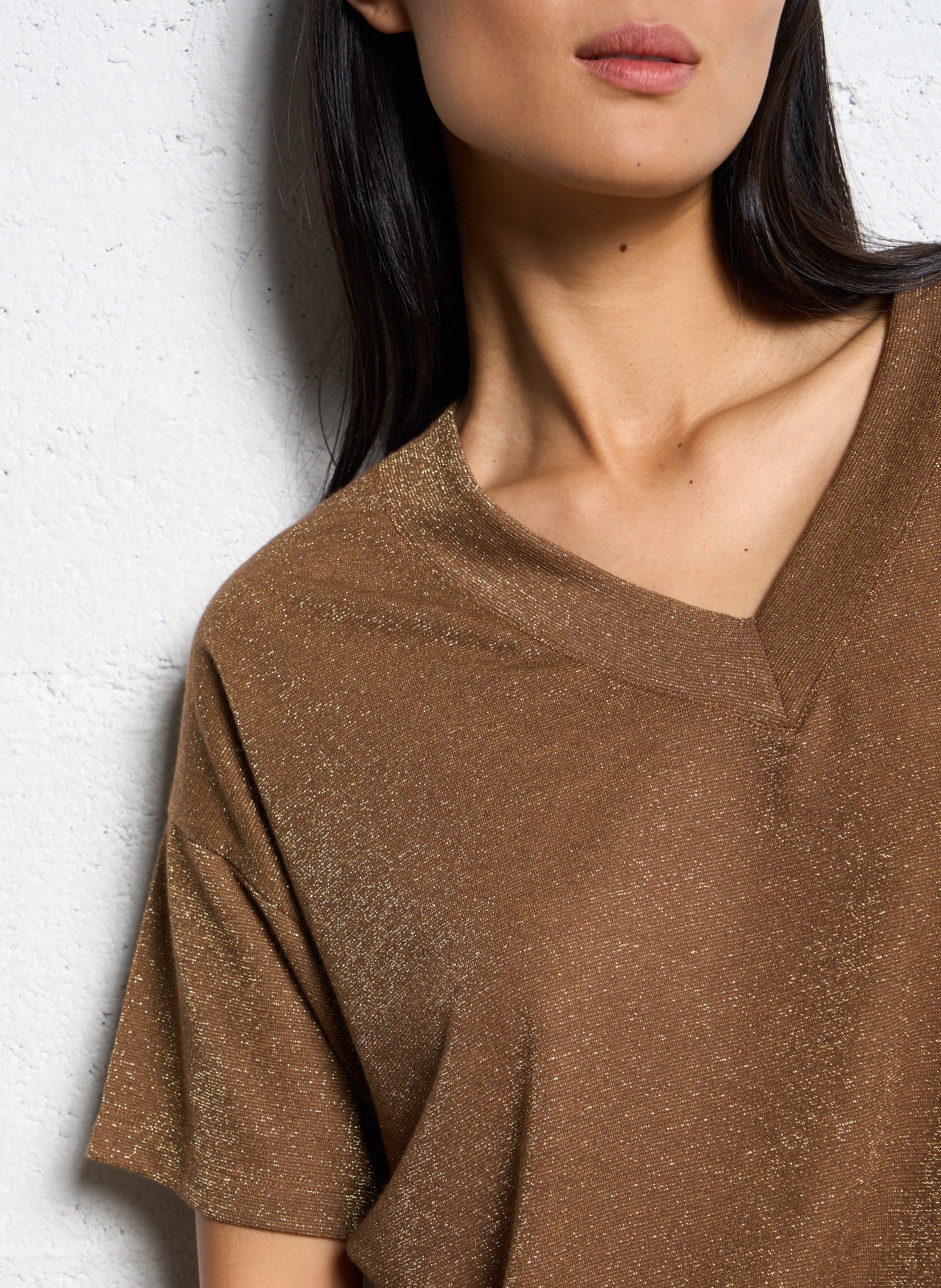 Glitter V-neck T-shirt MOMONI Beige