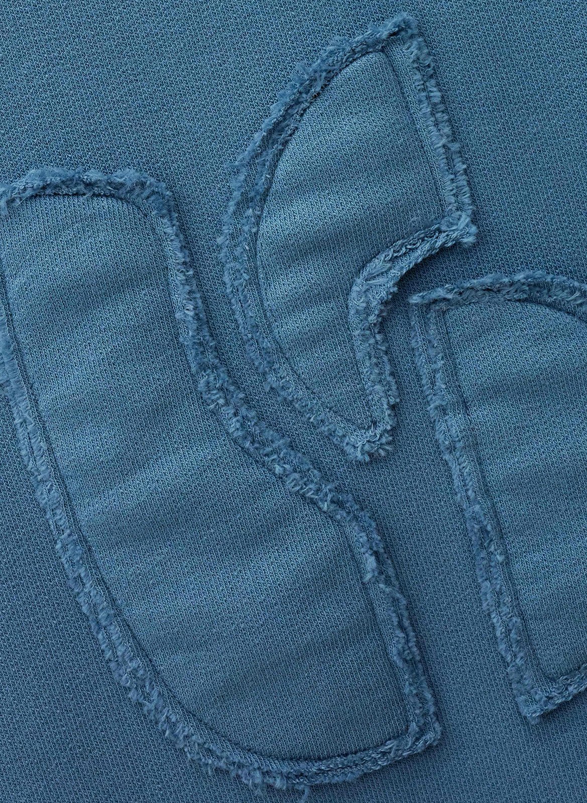 Wijde sweater met ronde hals en borduursel. BA&SH Blauw