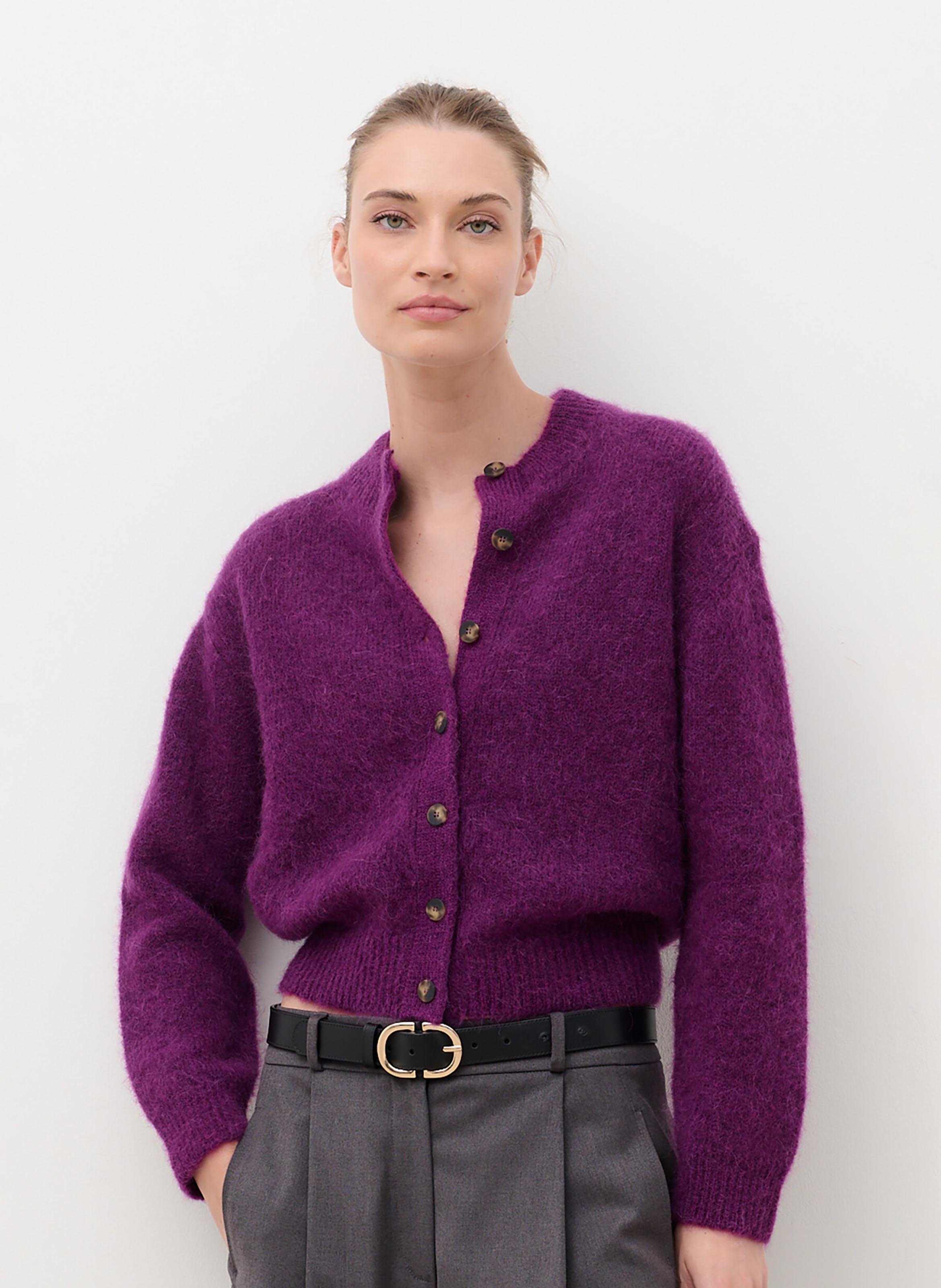 Gebreide vest met ronde hals en knoopsluiting in gemengde alpaca. CAROLL