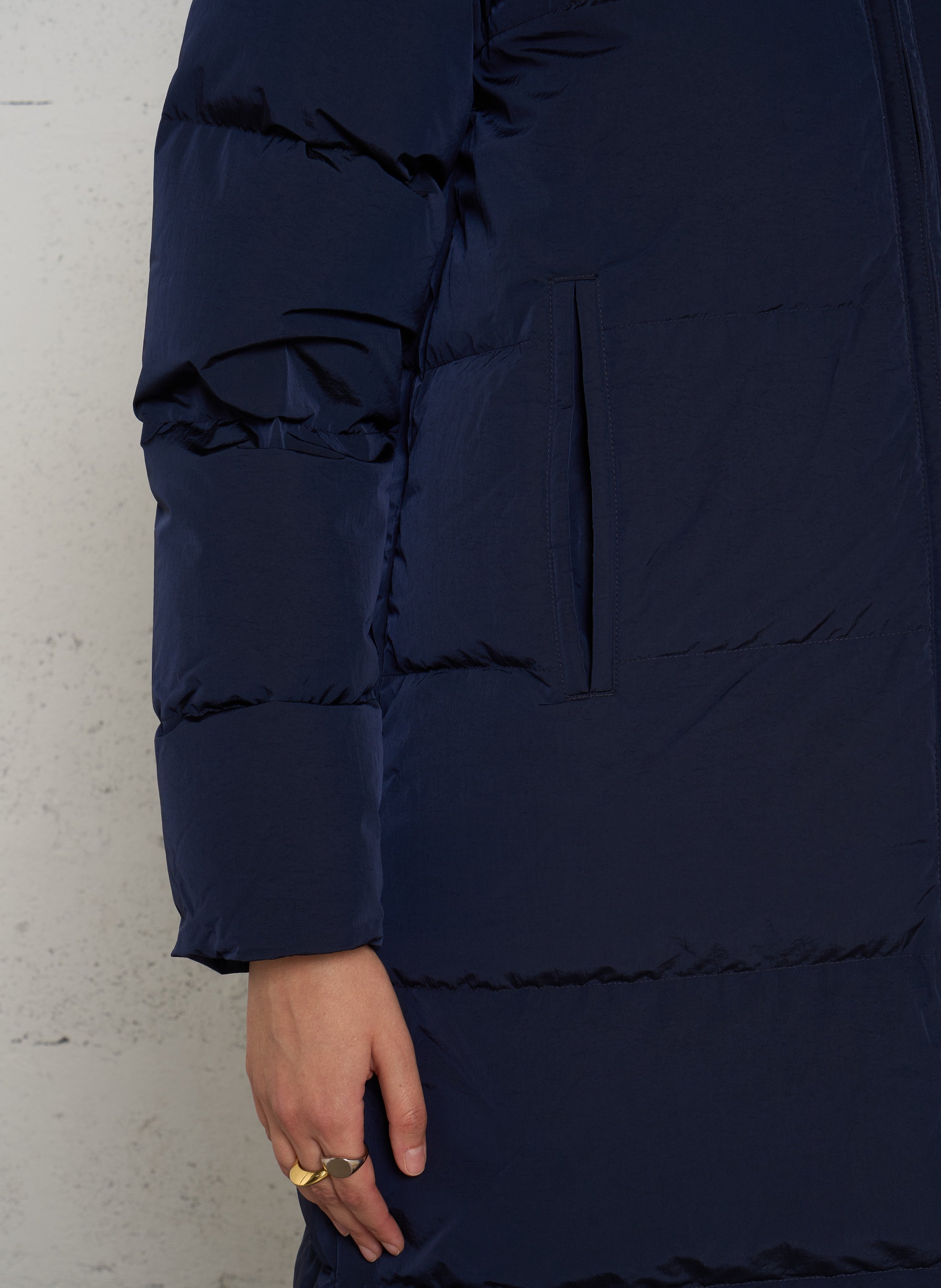 Gerade geschnittene, mittellange gesteppte Daunenjacke K-WAY Blau