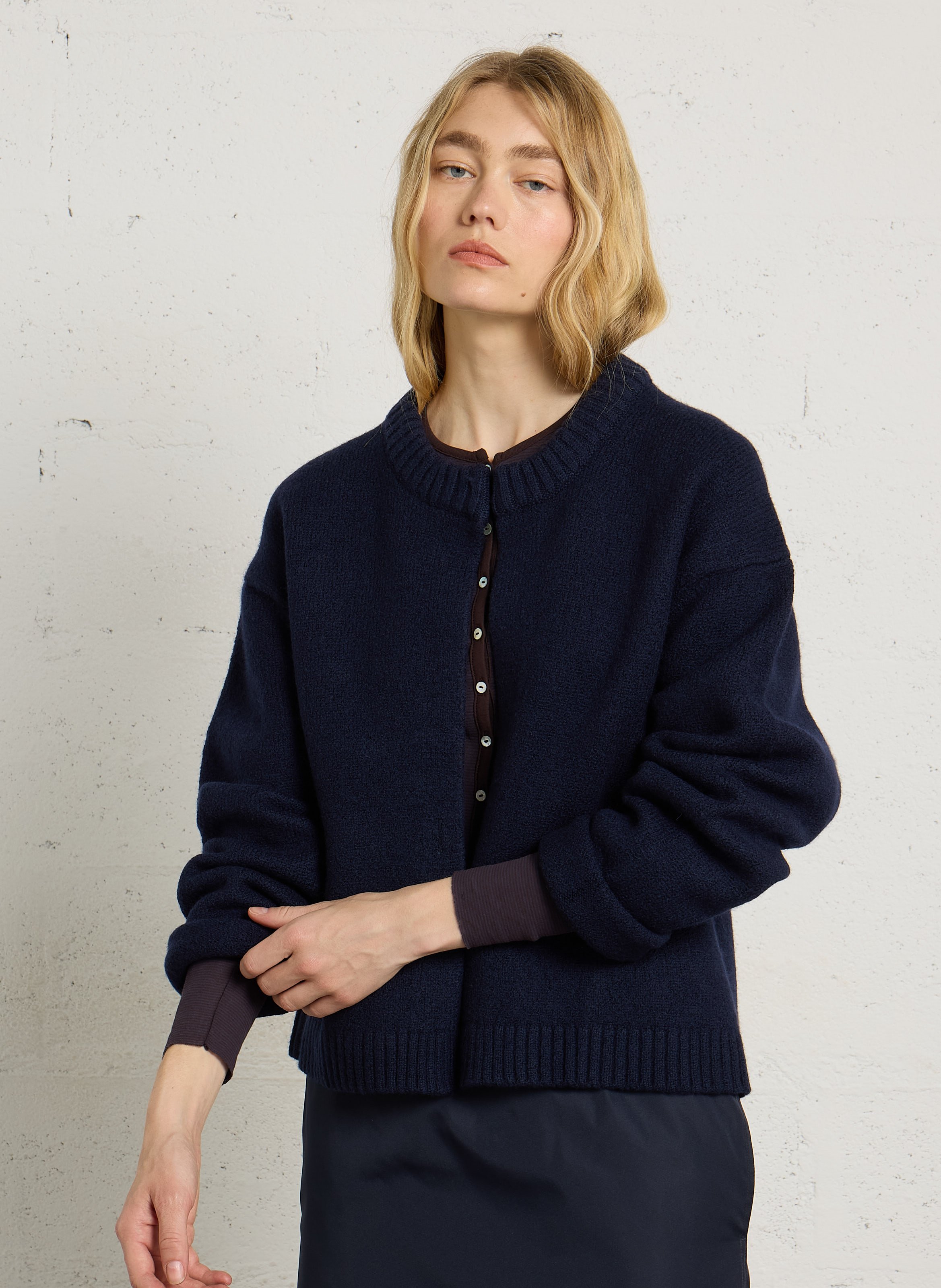 Gerader Cardigan aus Mischwolle SOEUR Blau