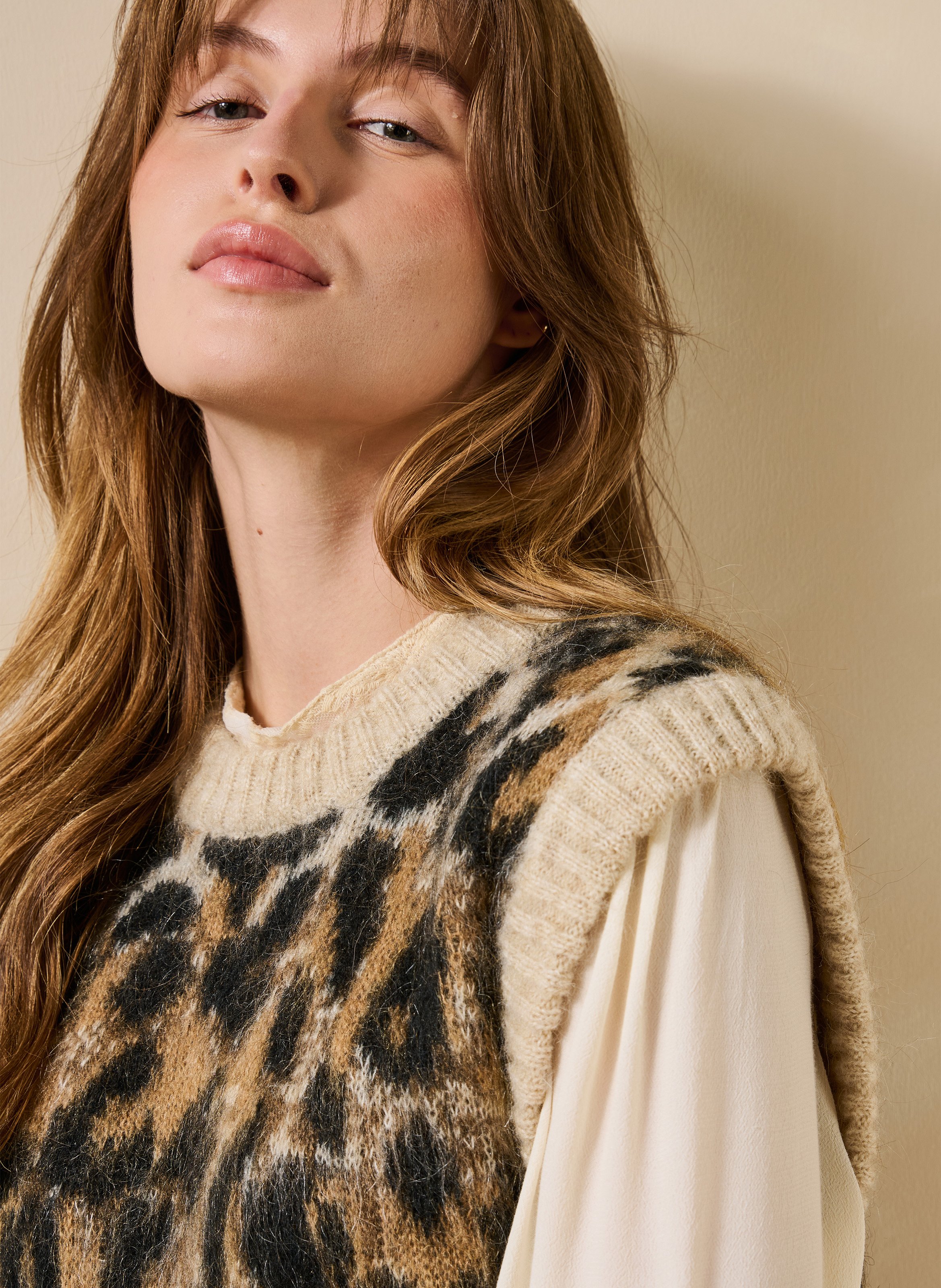 Pull col rond sans manches à motif LA FEE MARABOUTEE Marron