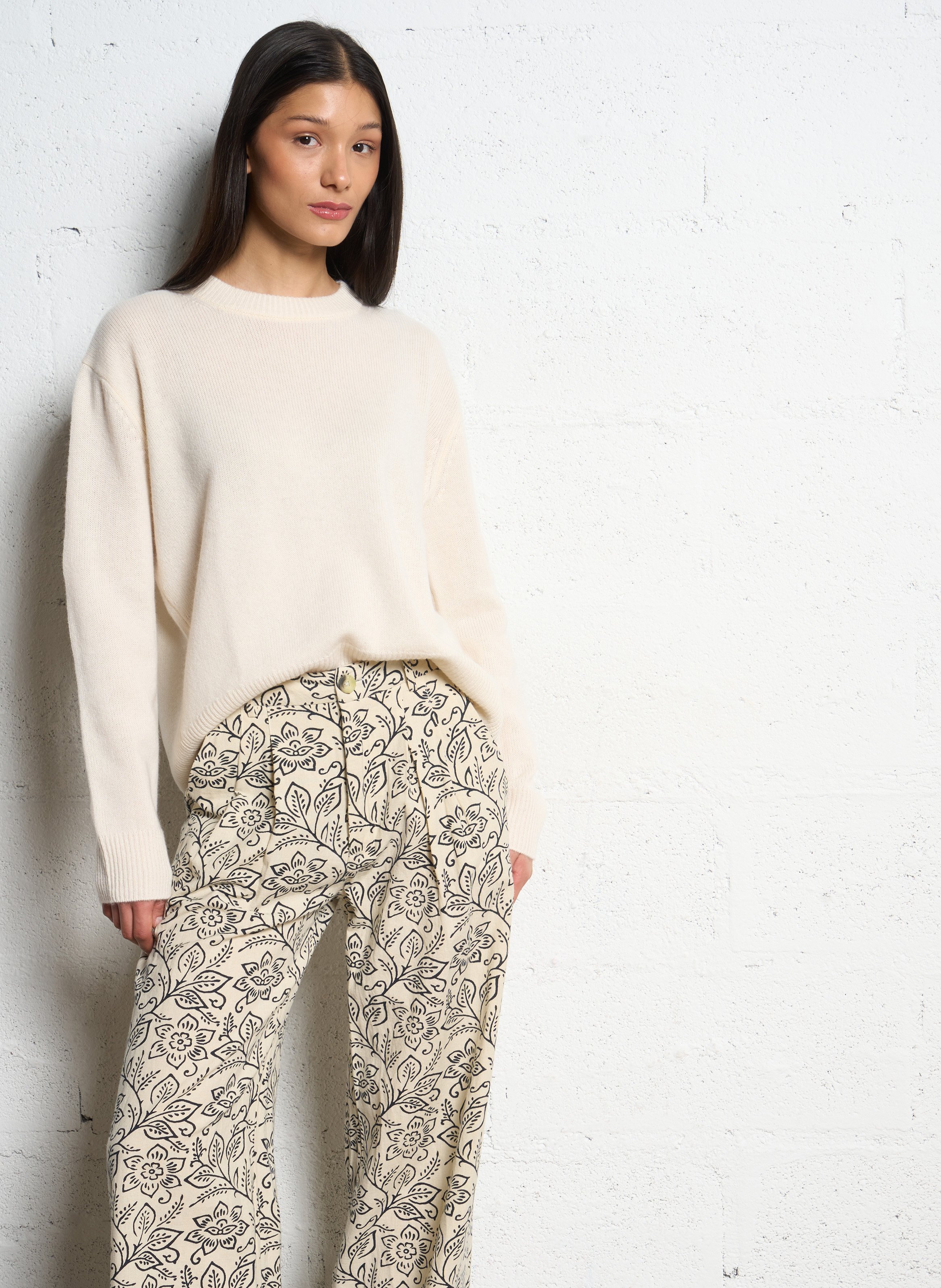 Oversize Rundhalsausschnitt Kaschmirpullover KUJTEN Weiss