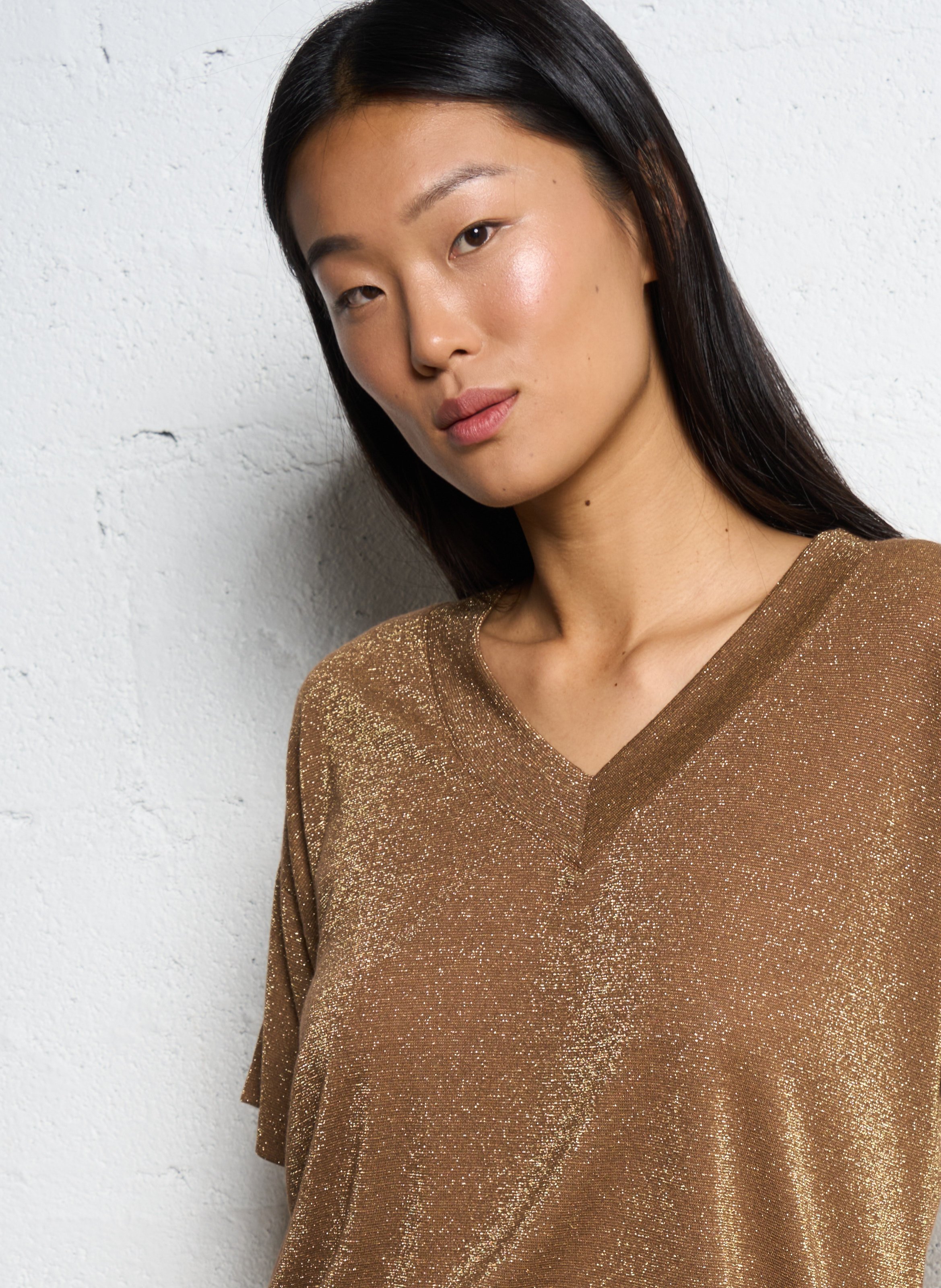 Glitter V-neck T-shirt MOMONI Beige