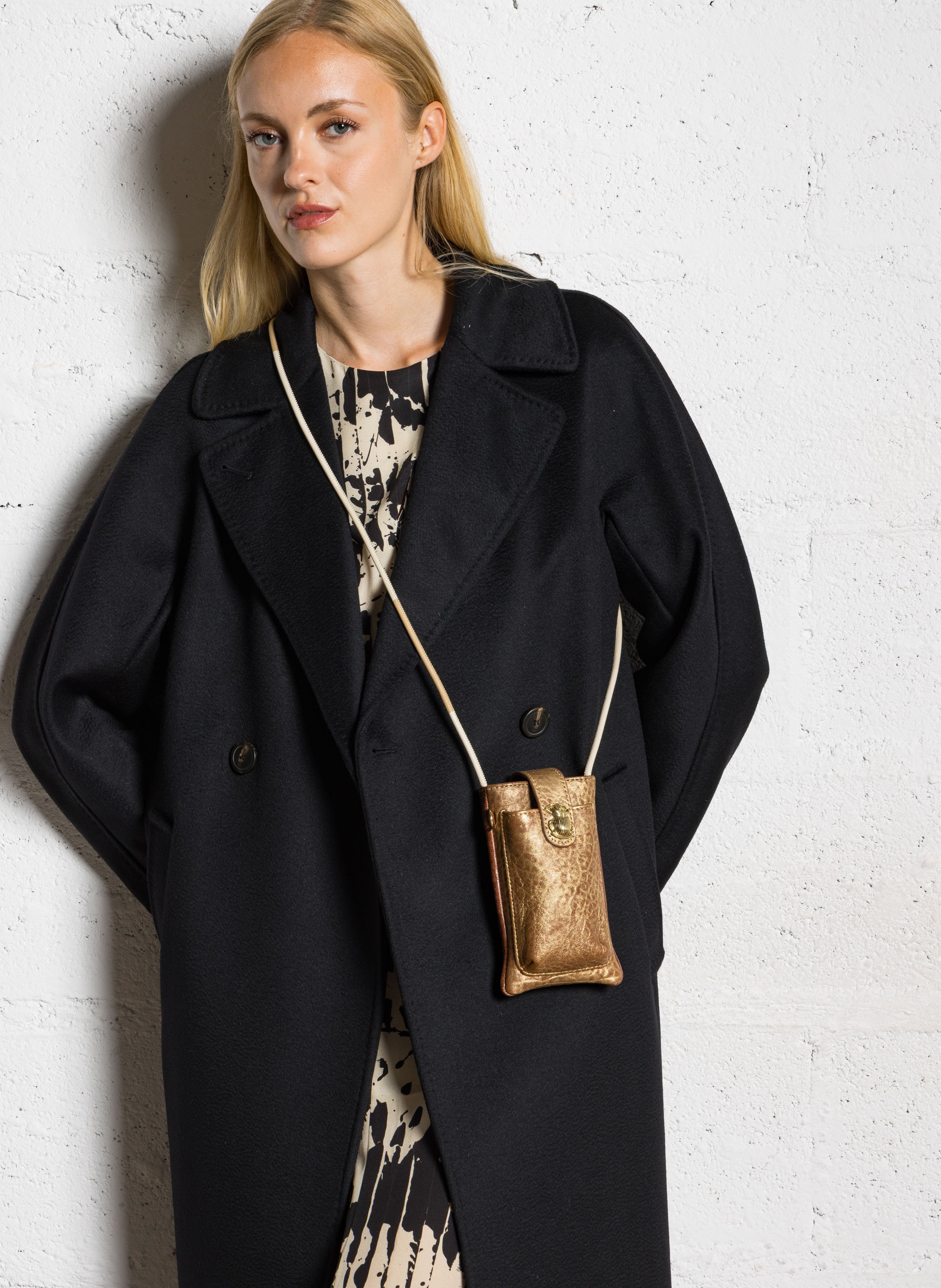 Etui de téléphone en cuir mélangéé CLARIS VIROT Doré