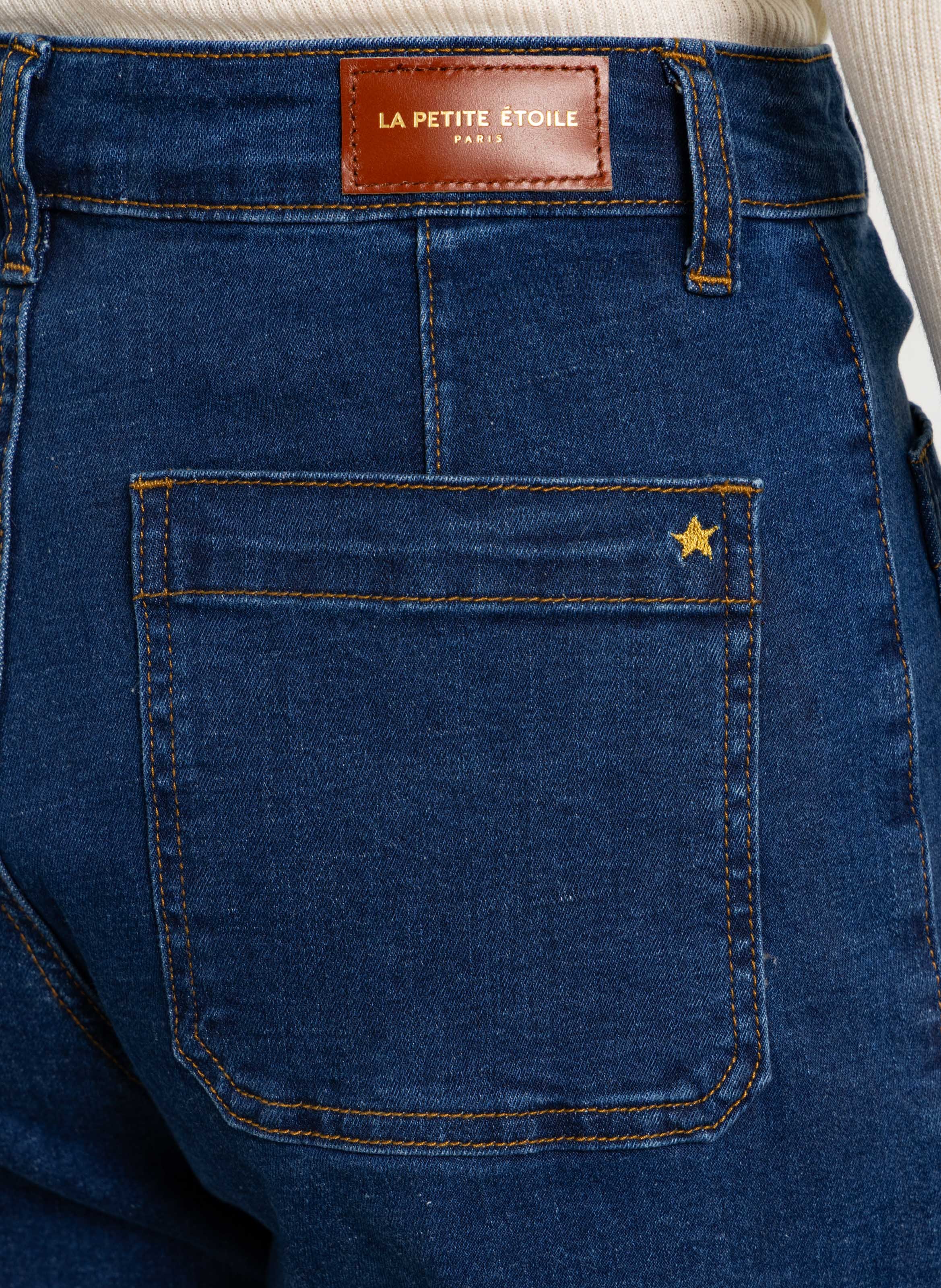 Jean taille haute évasée LA PETITE ETOILE Jean brut