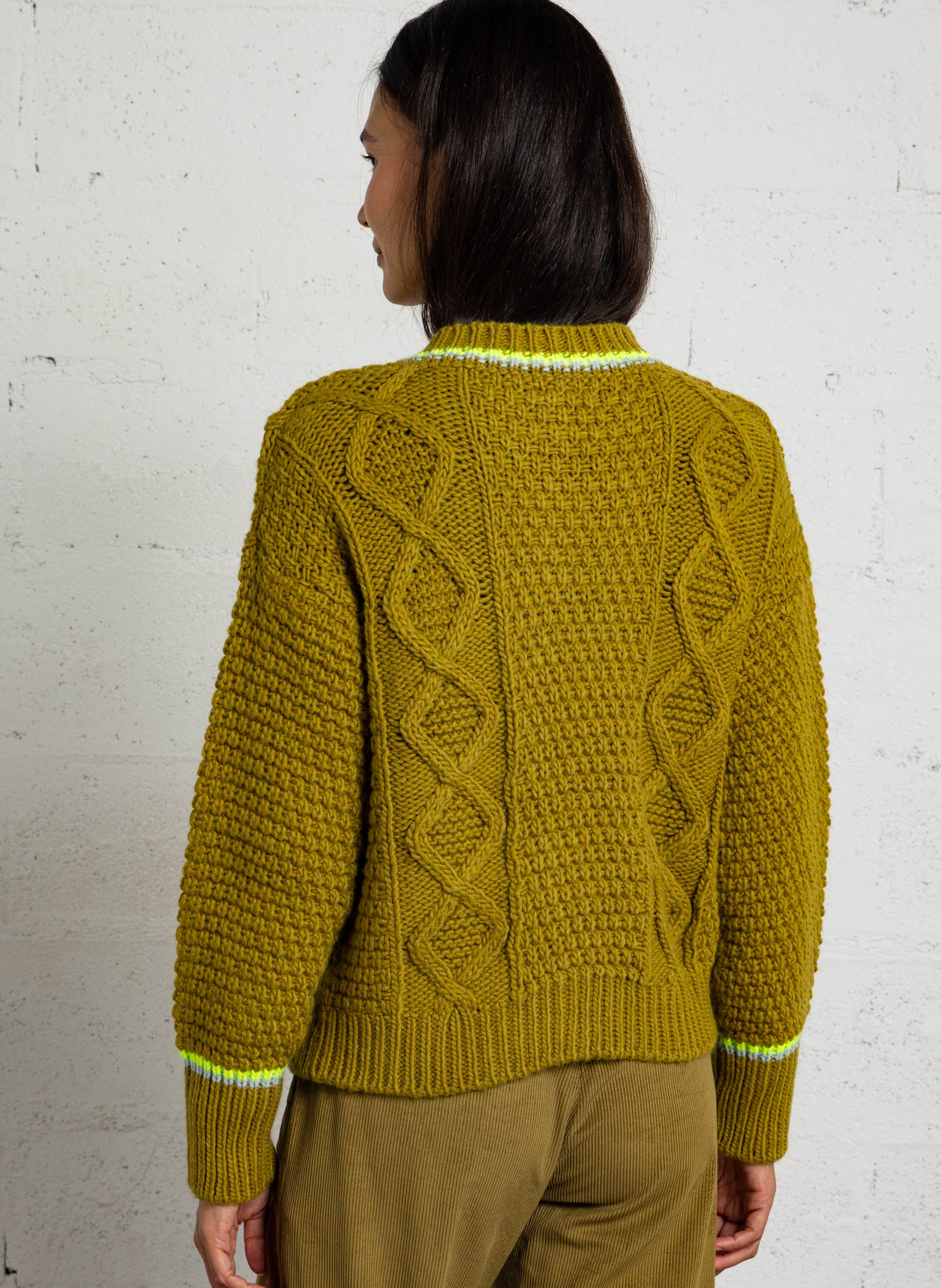 Gerader Rundhals-Cardigan DR BLOOM Grun