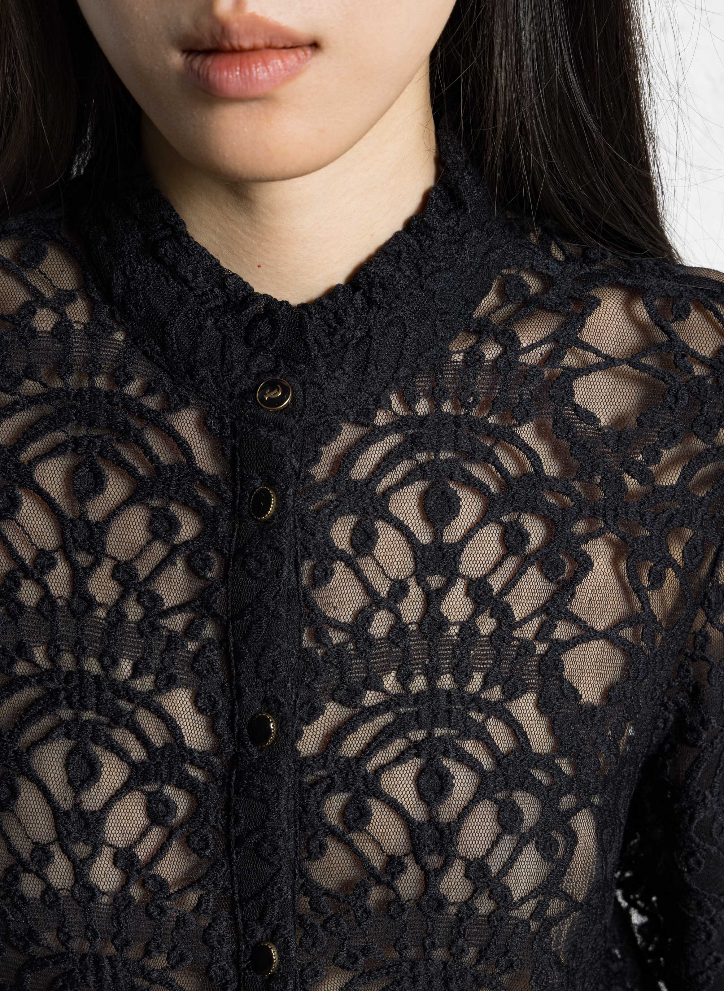 Straight lace shirt in a solid color I CODE Black